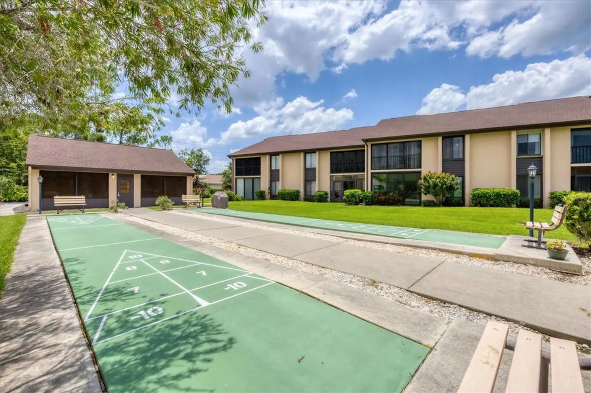 Property Slideshow image 33 of 45 | 6271 timber lake dr g6, Sarasota, FL, 34243