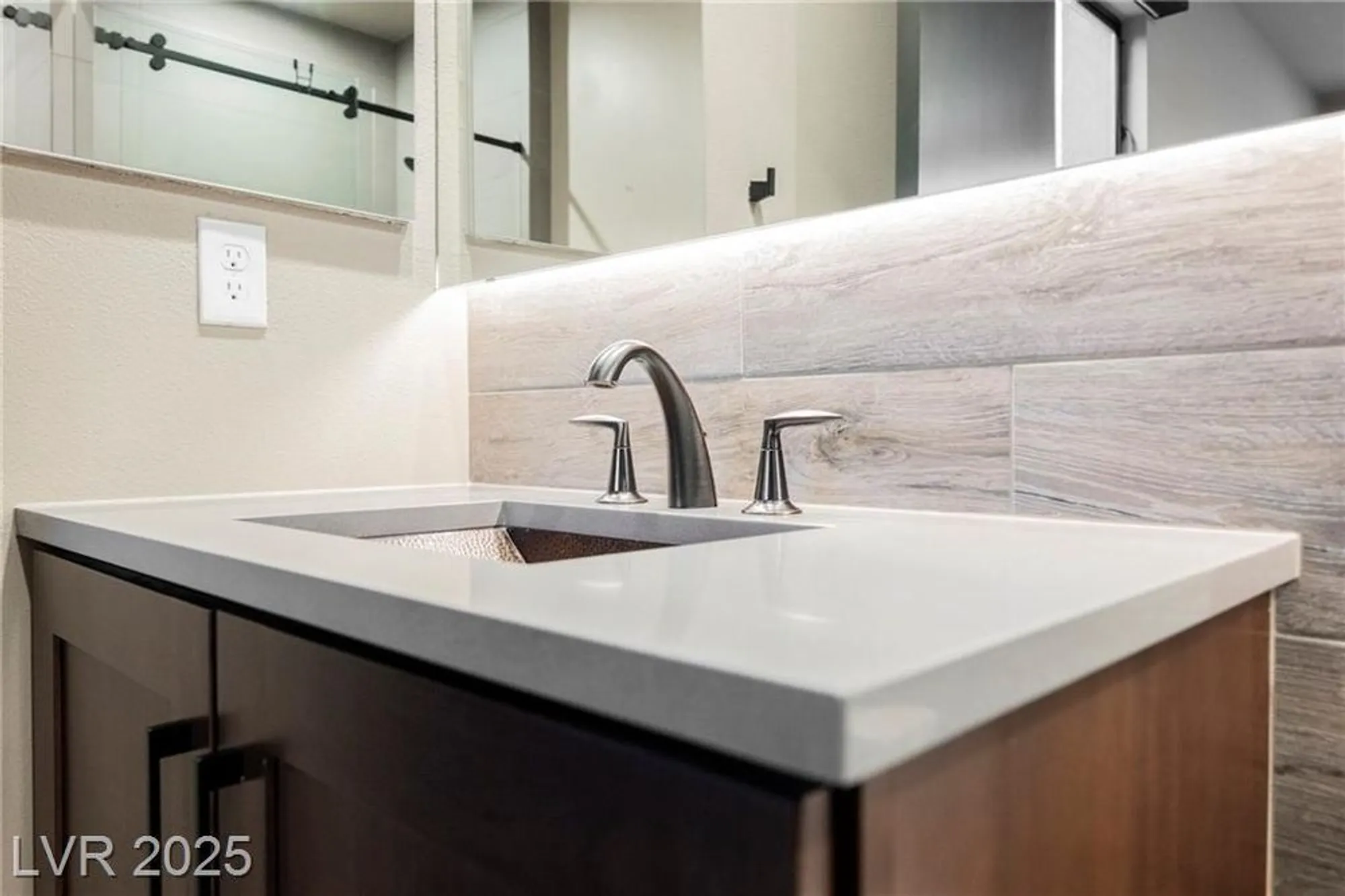 Property Slideshow image 66 of 93 | 20 falling canyon ct, Henderson, NV, 89011