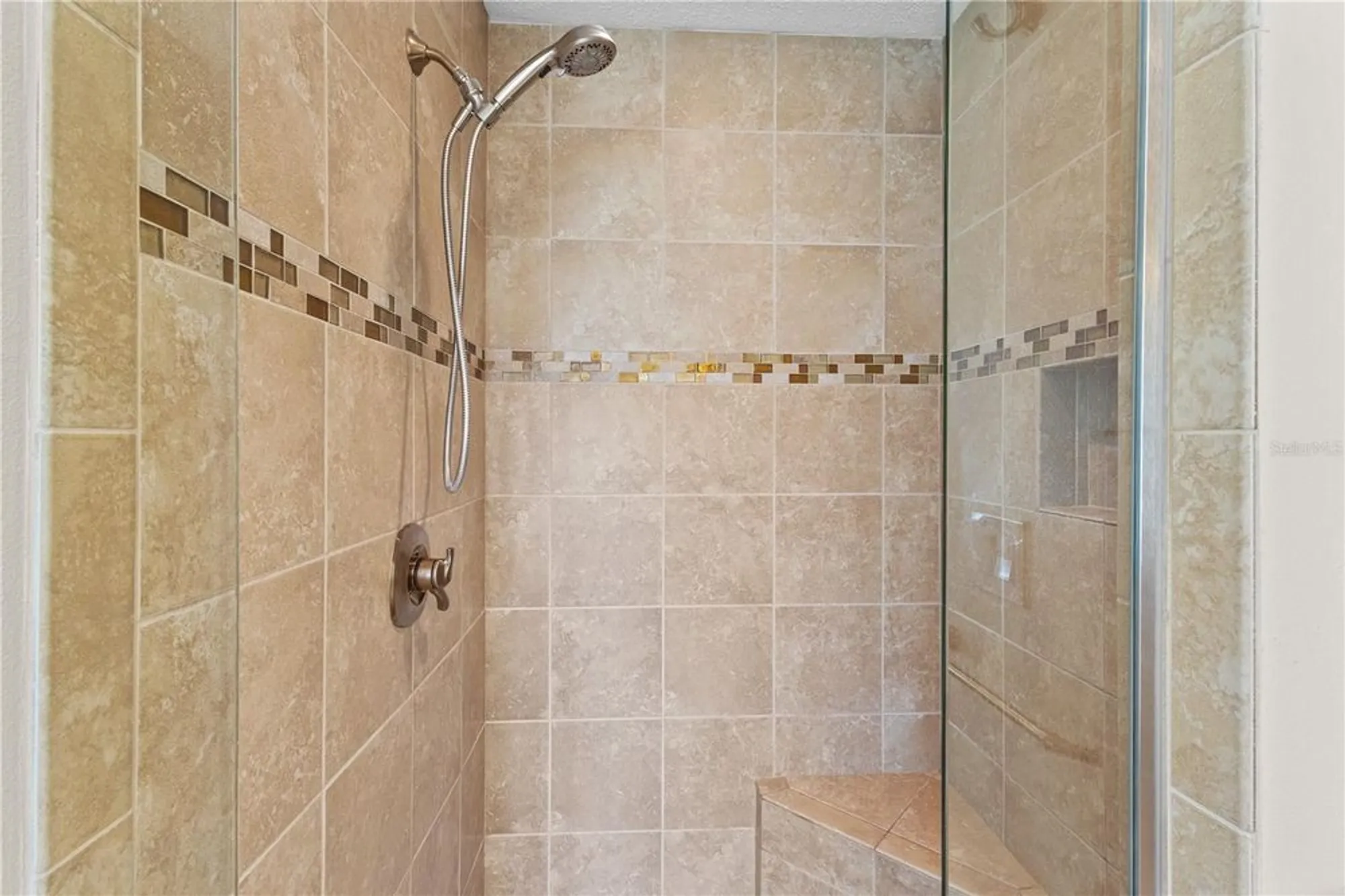Property Slideshow image 31 of 64 | 557 warwick ct, Venice, FL, 34293