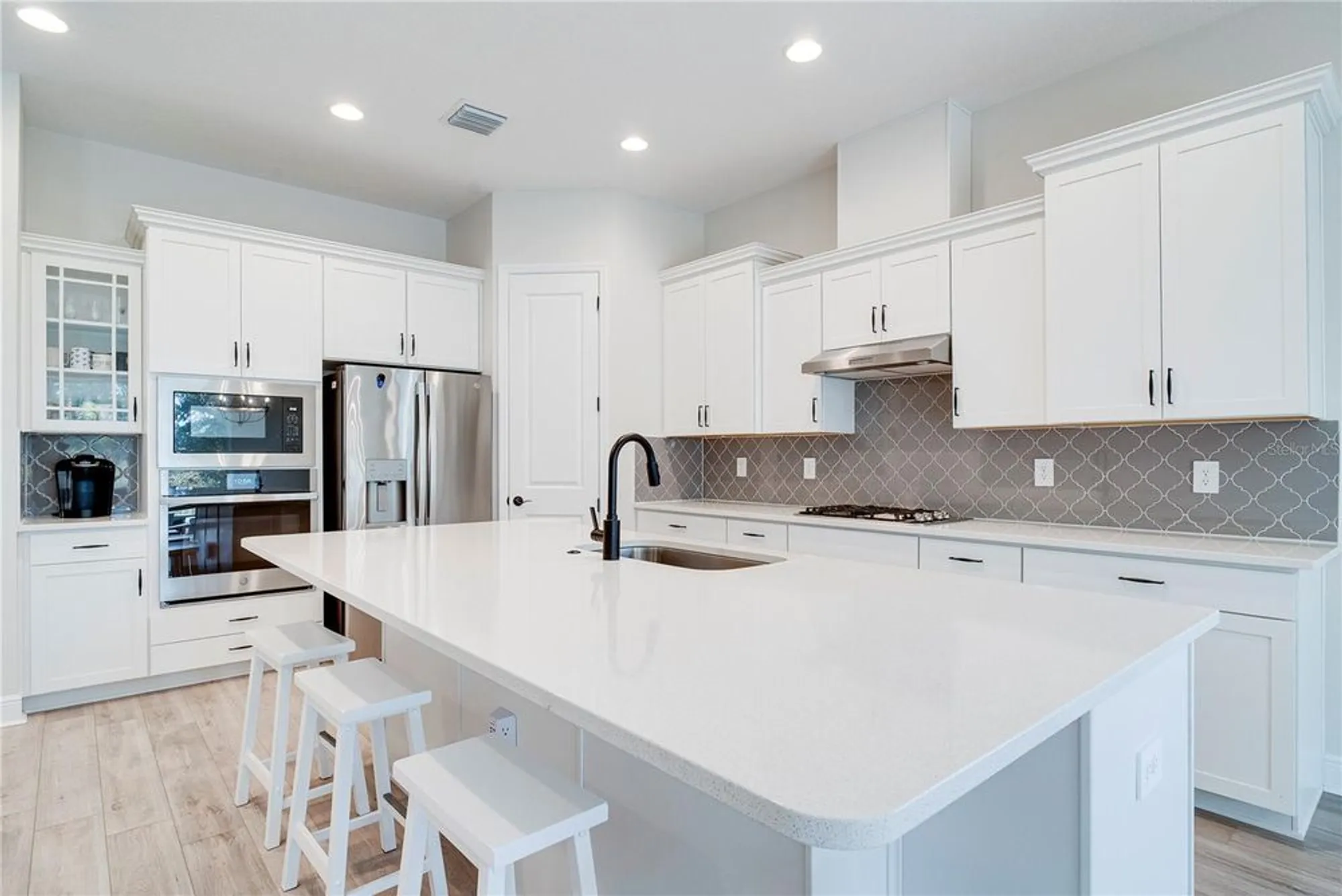 Property Slideshow image 7 of 32 | 2111 limestone trl # 504, Kissimmee, FL, 34747