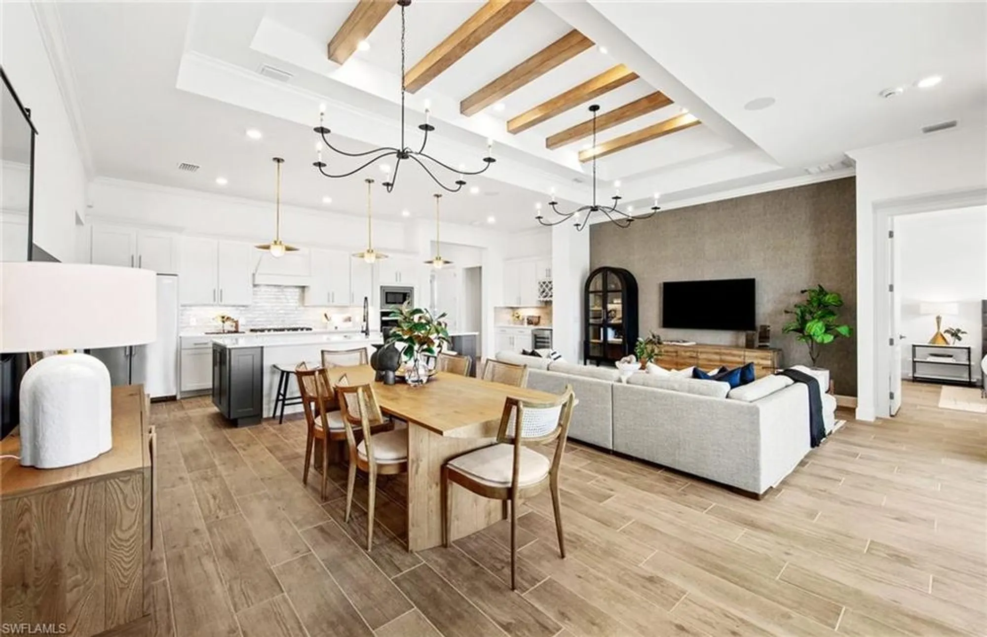 Property Slideshow image 8 of 22 | 20025 nickel trl, Alva, FL, 33920