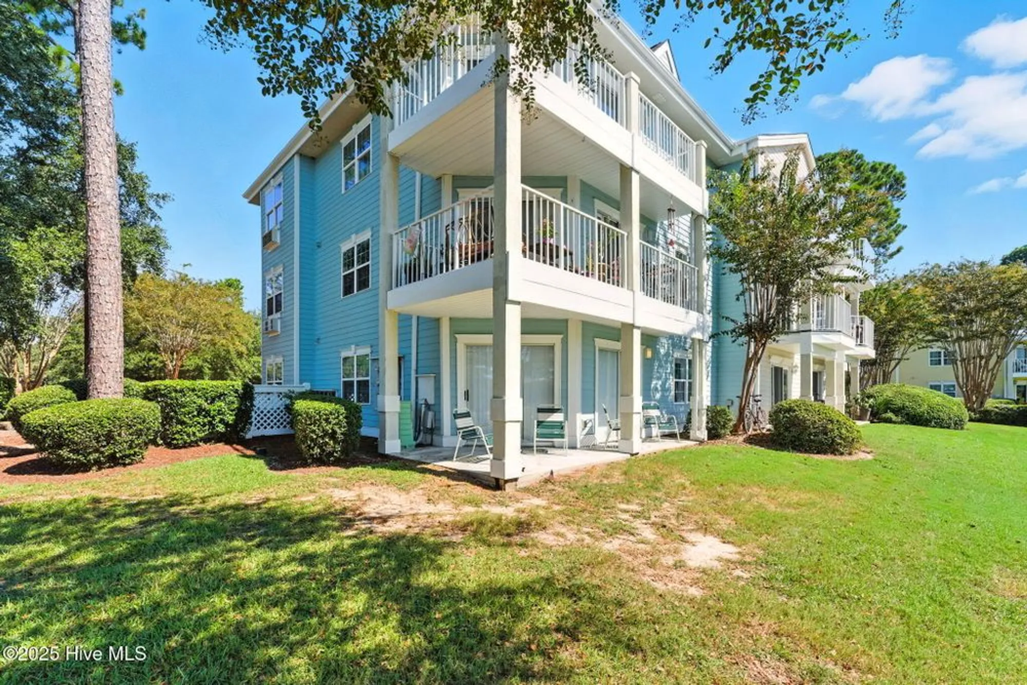 Property Slideshow image 31 of 40 | 330 s middleton dr 104, Calabash, NC, 28467