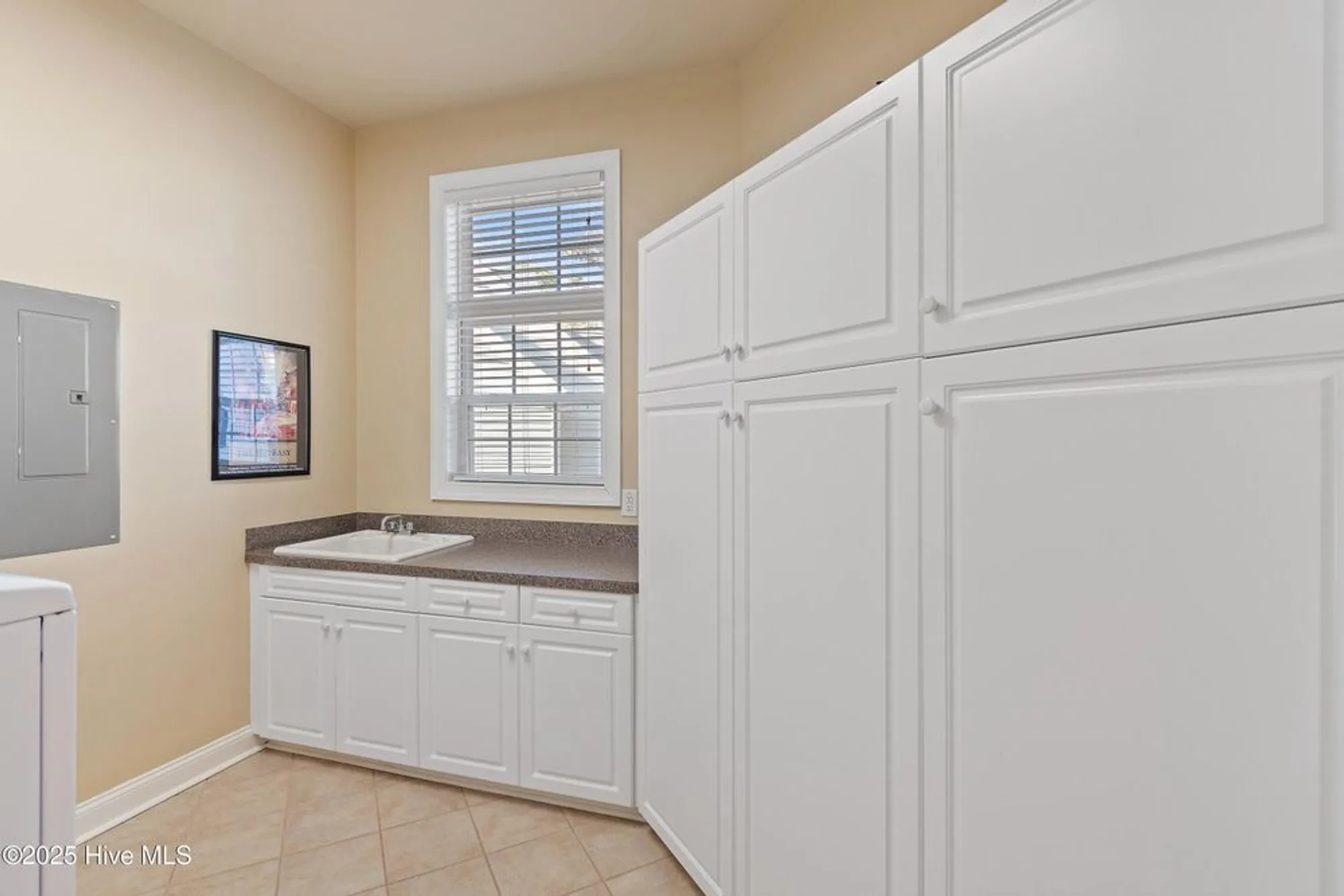 Property Slideshow image 38 of 65 | 2760 harbormaster dr, Southport, NC, 28461