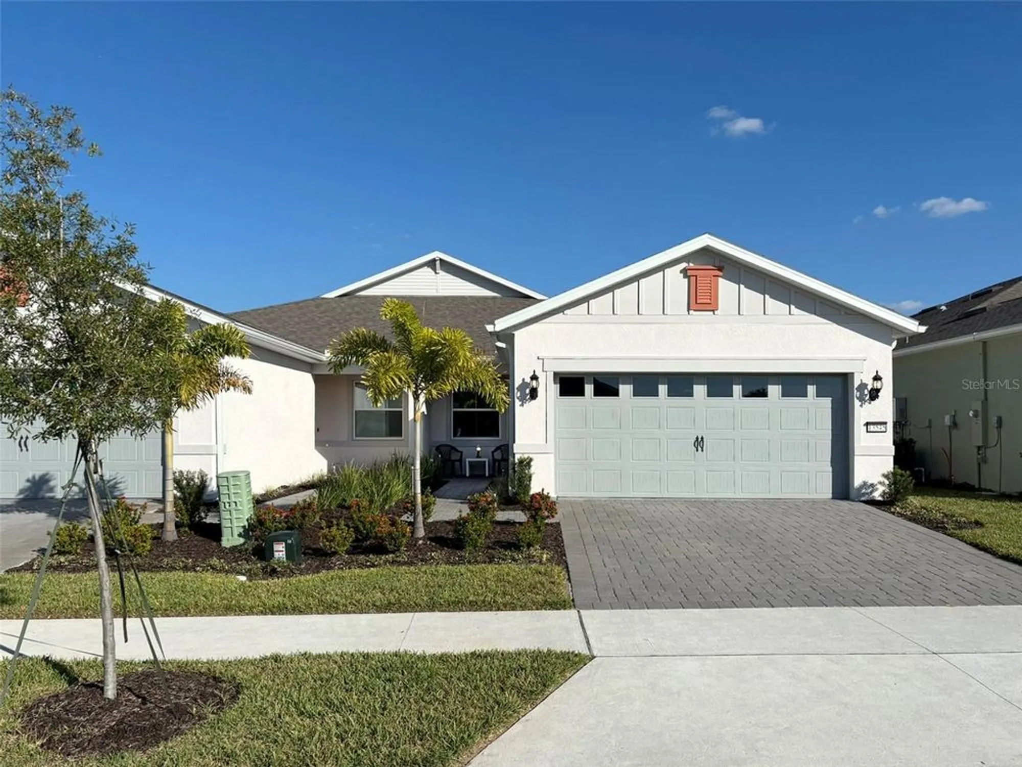 Property Slideshow image 2 of 40 | 13545 pearl beach st, Winter Garden, FL, 34787