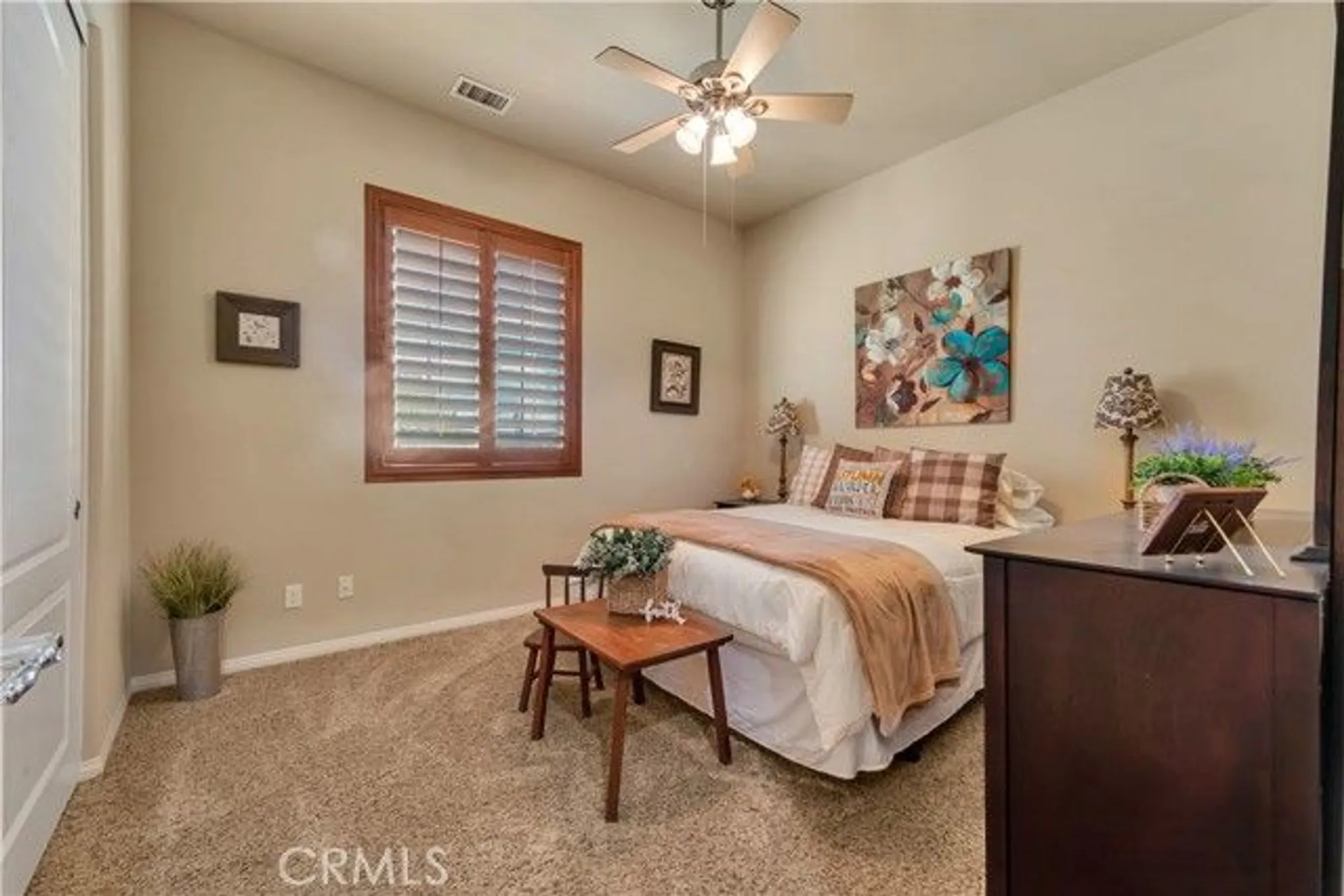 Property Slideshow image 19 of 36 | 14006 sandstone peak dr, Bakersfield, CA, 93306