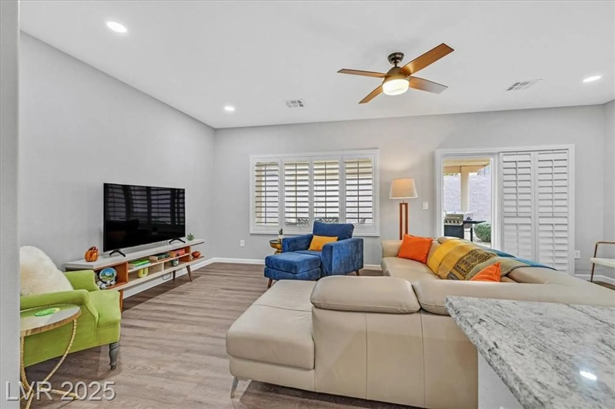 Property Slideshow image 12 of 43 | 2208 sawtooth mountain dr, Henderson, NV, 89044