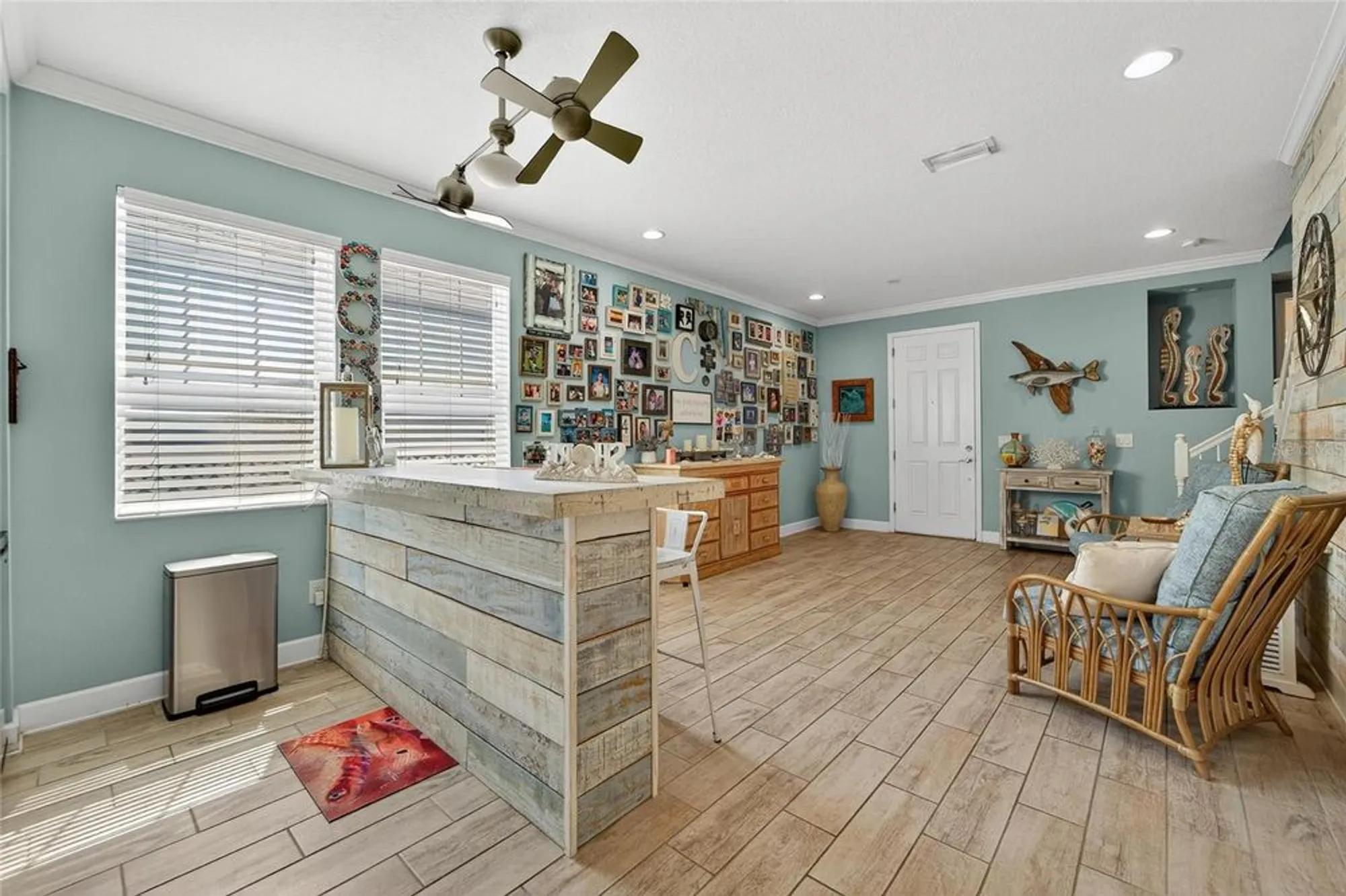 Property Slideshow image 12 of 82 | 5227 admiral pointe dr, Apollo Beach, FL, 33572