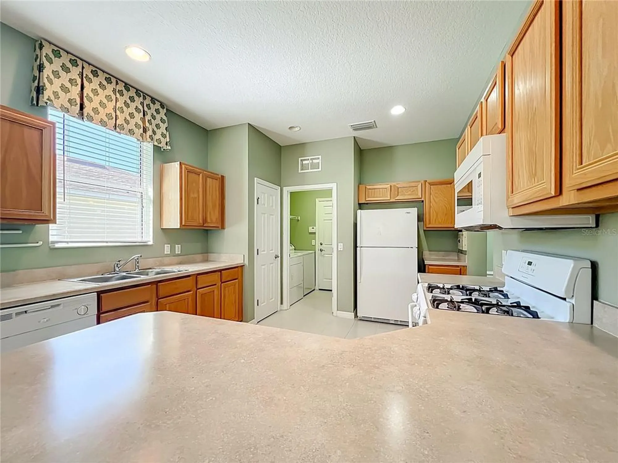 Property Slideshow image 19 of 53 | 3507 arlington ridge blvd, Leesburg, FL, 34748