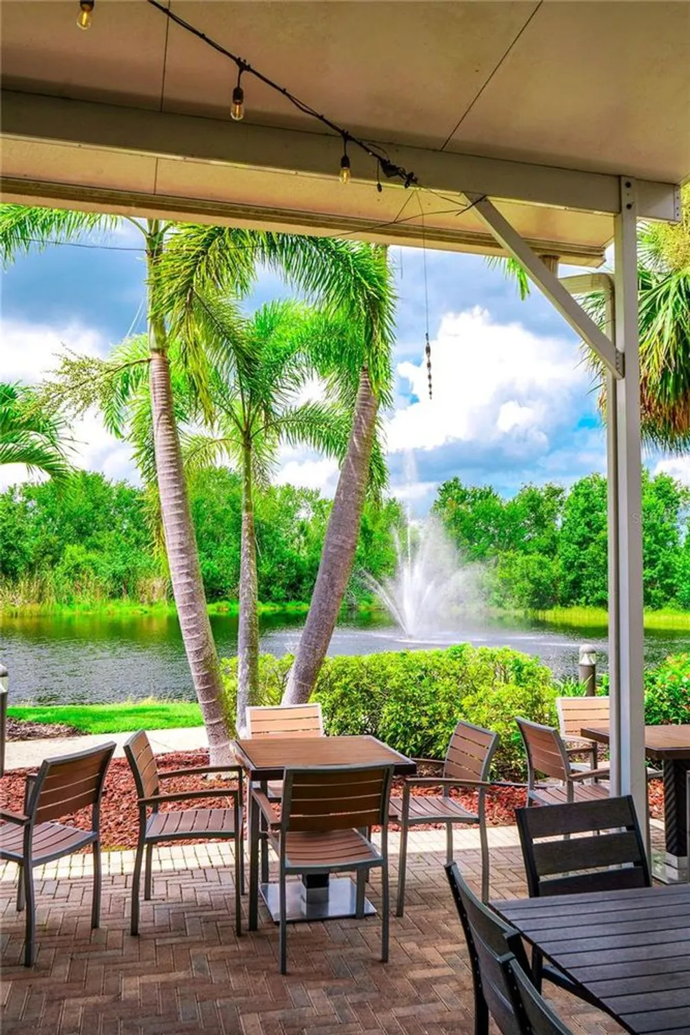 Property Slideshow image 62 of 67 | 505 foxglove cir b, Sun City Center, FL, 33573