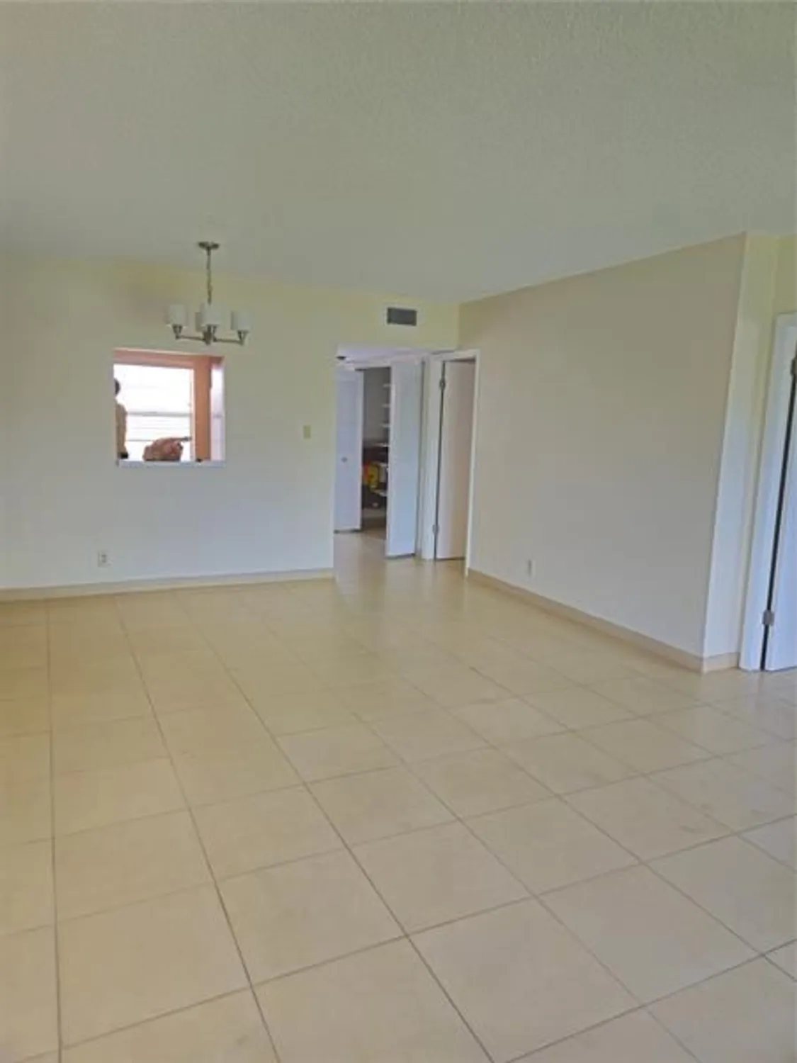 Property Slideshow image 18 of 35 | 7500 nw 5th pl apt 201, Margate, FL, 33063