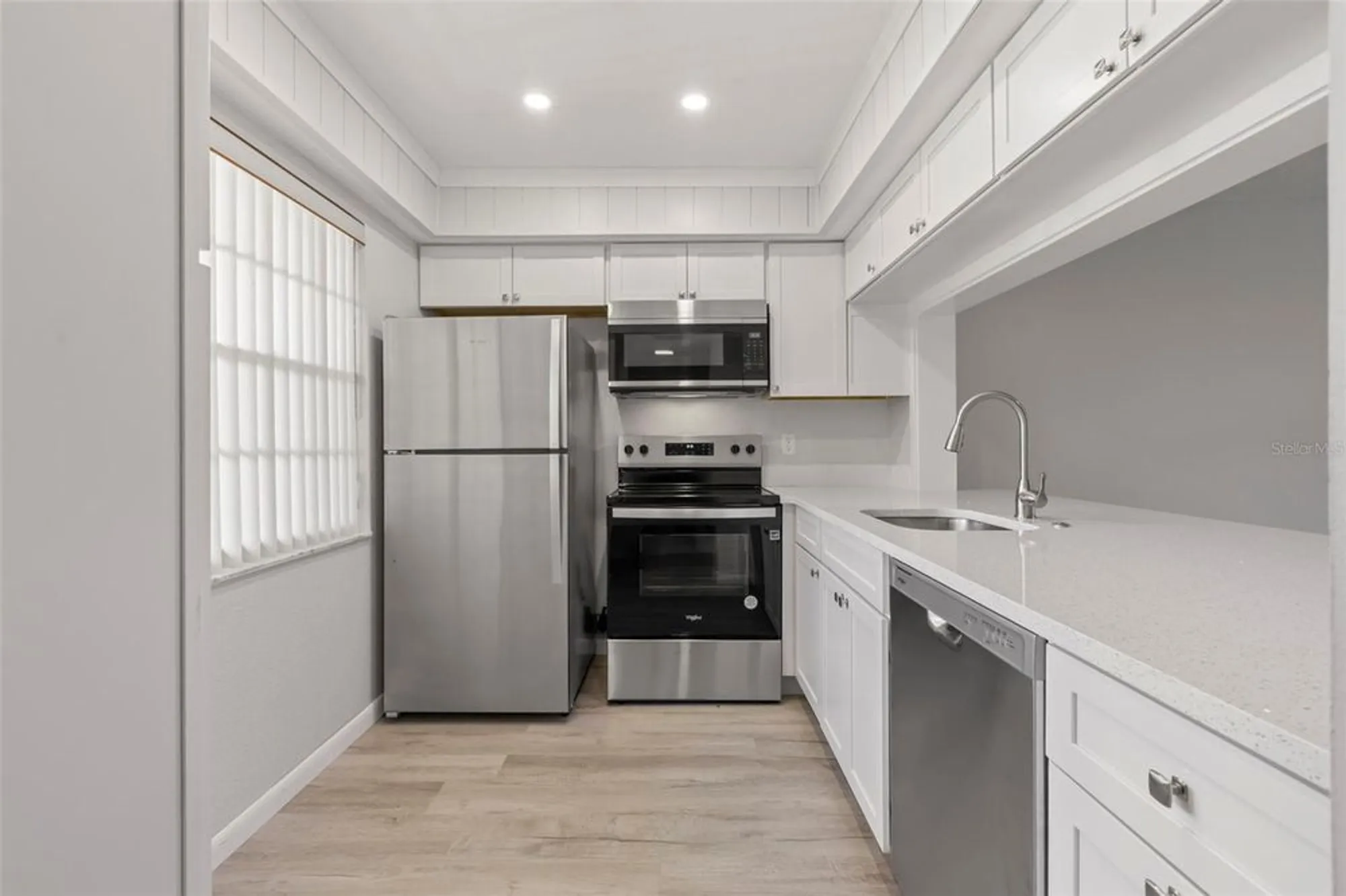 Property Slideshow image 10 of 39 | 1701 pinehurst rd 10f, Dunedin, FL, 34698