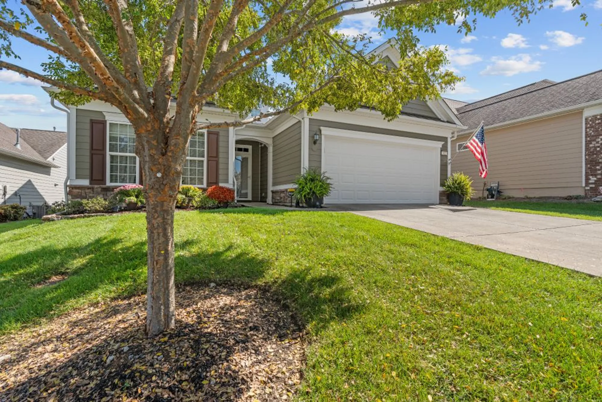 Property Slideshow image 4 of 84 | 102 drummers way, Mount Juliet, TN, 37122