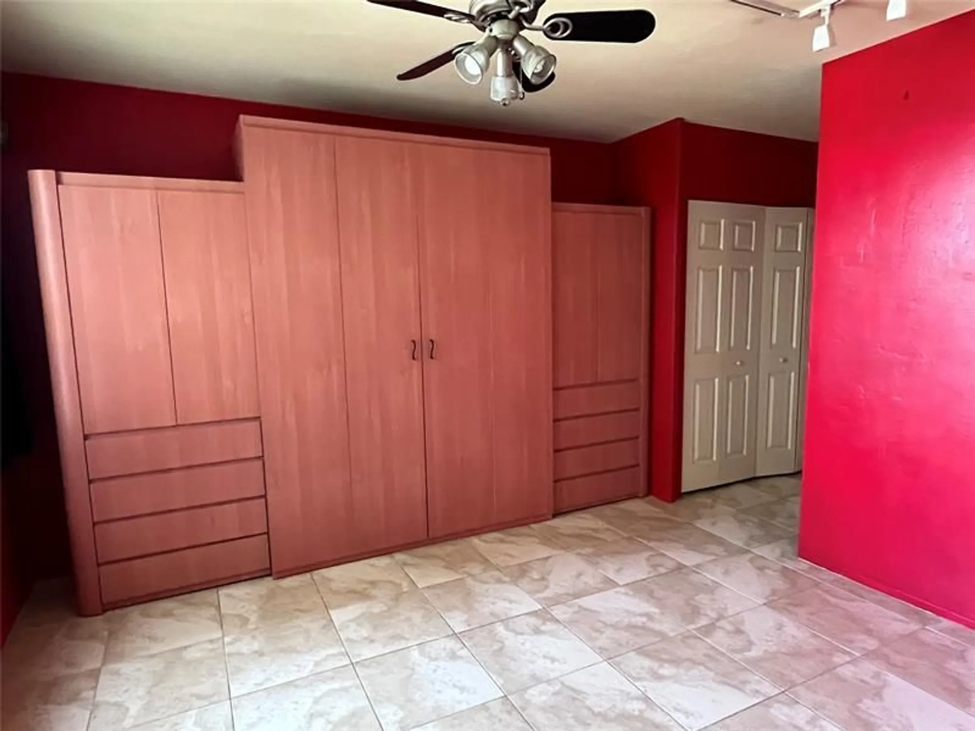 Property Slideshow image 19 of 38 | 3200 ne 36th st 1012, Fort Lauderdale, FL, 33308