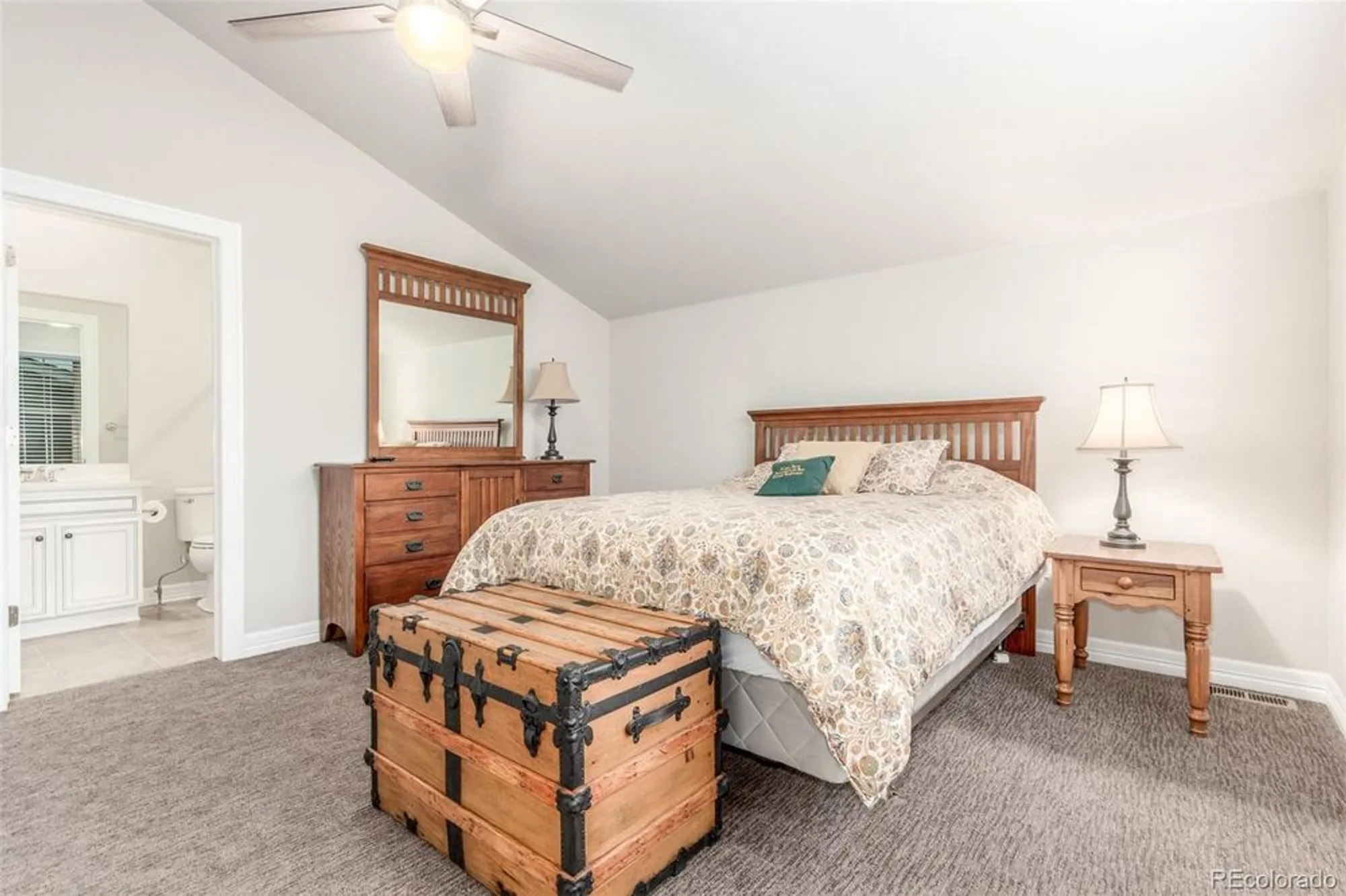 Property Slideshow image 32 of 45 | 22654 e henderson dr, Aurora, CO, 80016