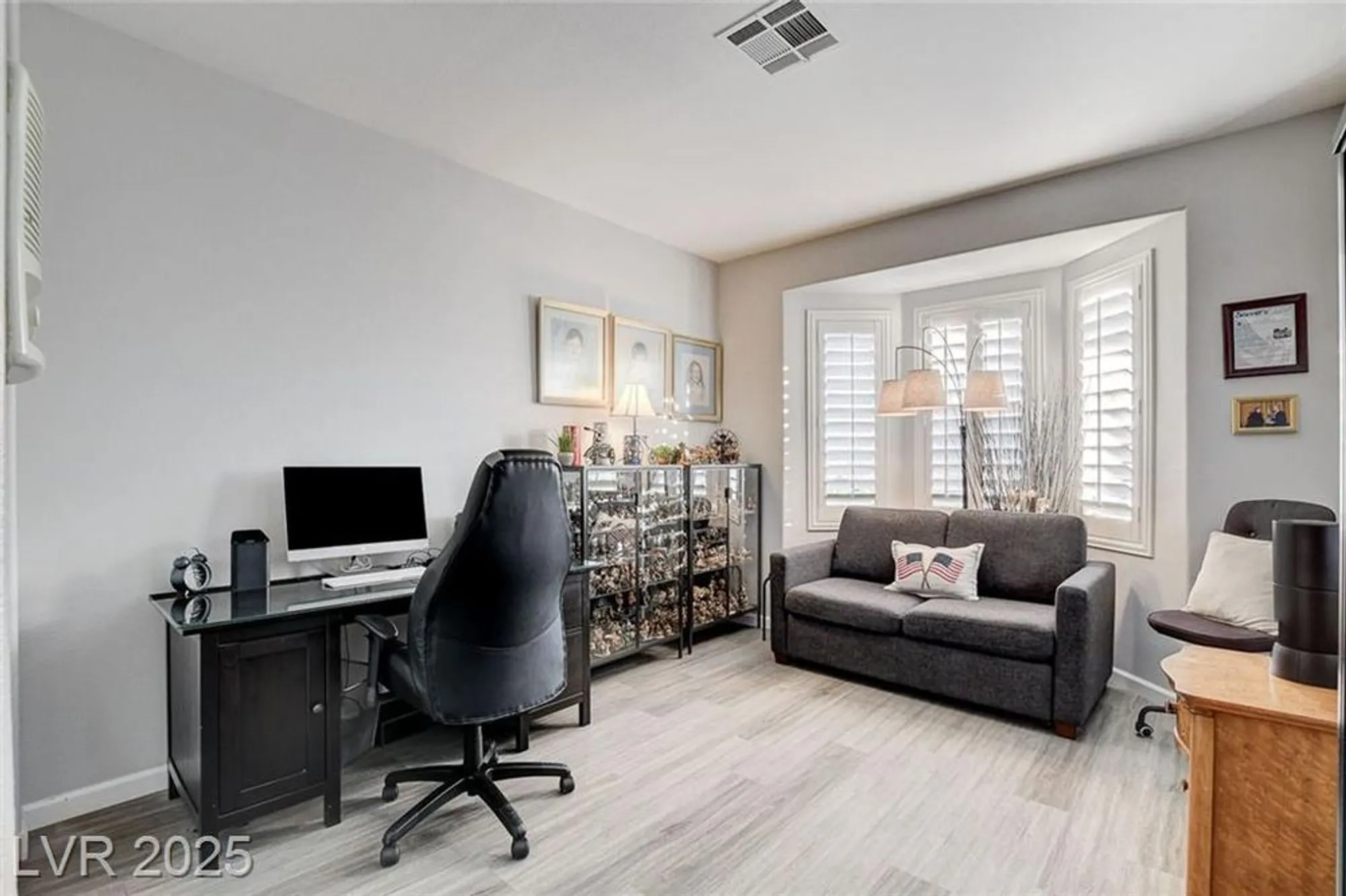 Property Slideshow image 23 of 54 | 10228 riva de destino ave, Las Vegas, NV, 89135