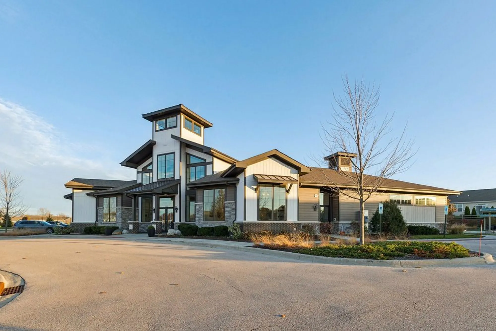 Property Slideshow image 39 of 48 | 952 darwin st, North Aurora, IL, 60542