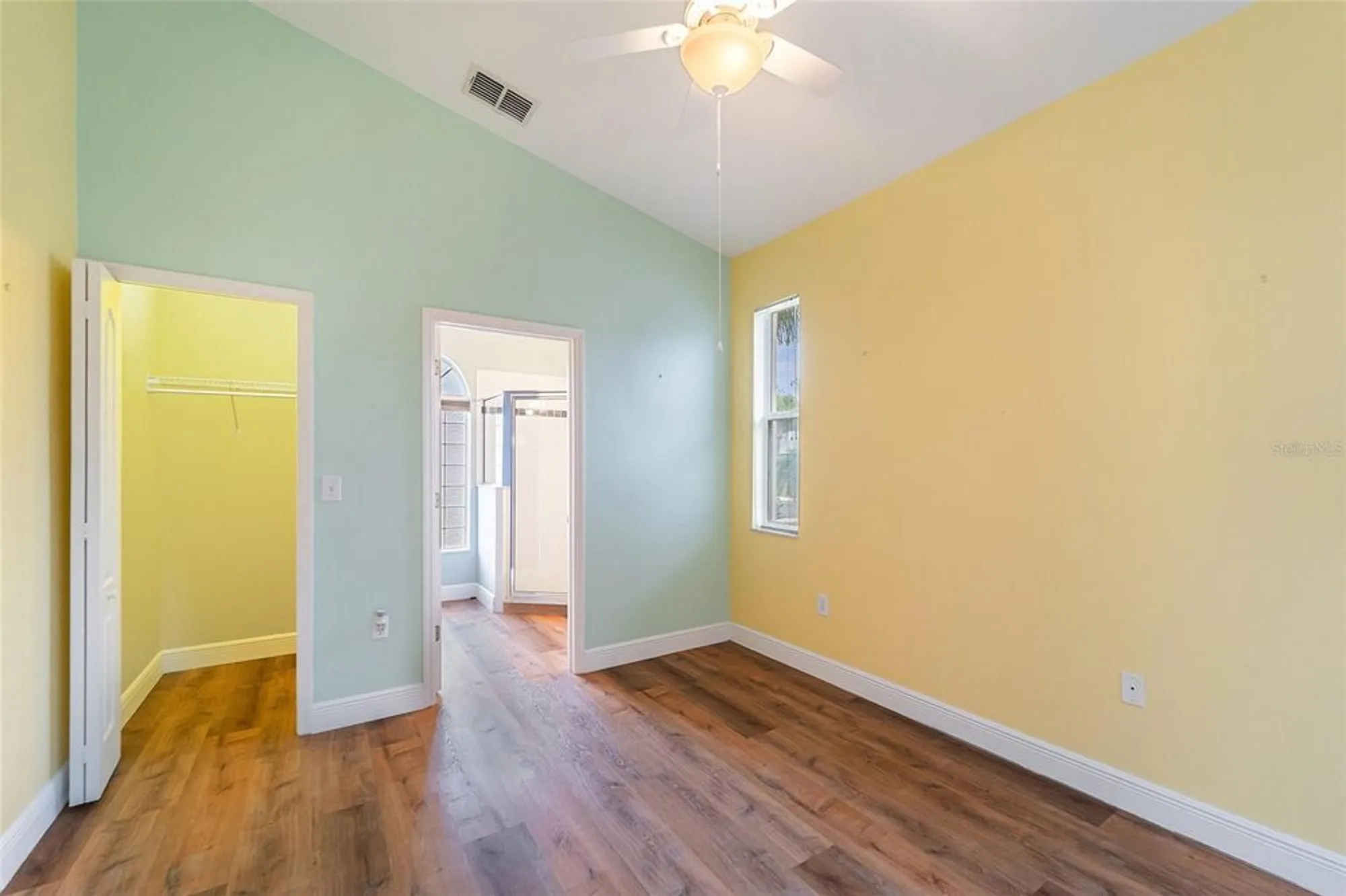 Property Slideshow image 20 of 38 | 9448 rolling cir, San Antonio, FL, 33576