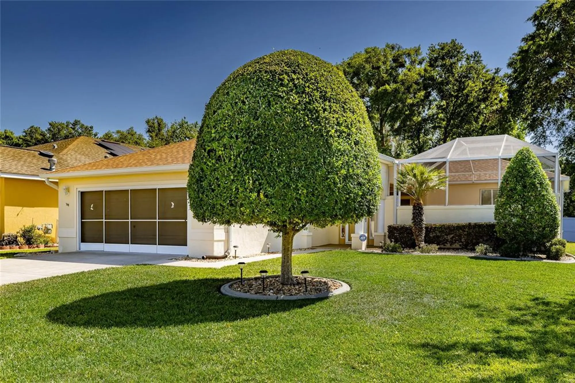 Property Slideshow image 2 of 50 | 16299 sw 14th avenue rd, Ocala, FL, 34473