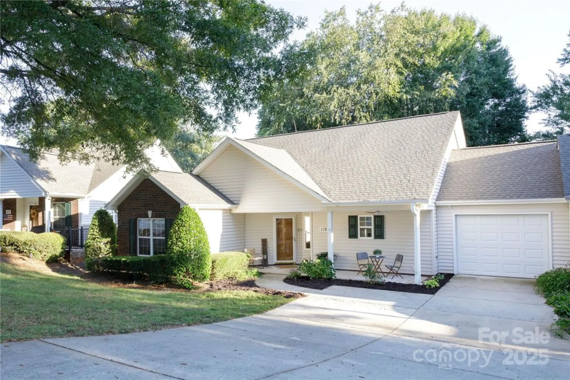Property Slideshow image 1 of 26 | 119 ashwood ln, Mooresville, NC, 28117