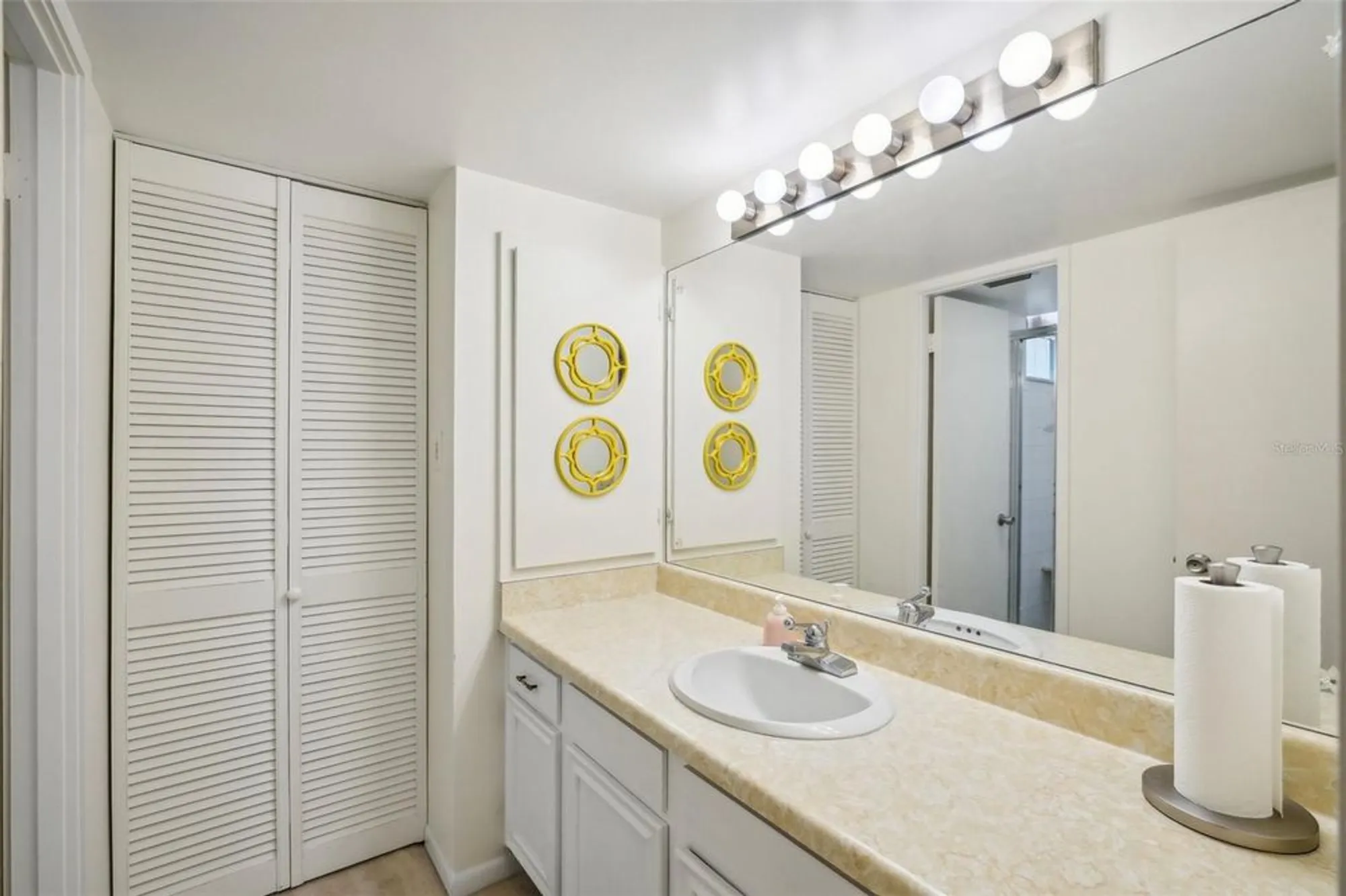 Property Slideshow image 24 of 66 | 7400 sun island dr 802, South Pasadena, FL, 33707