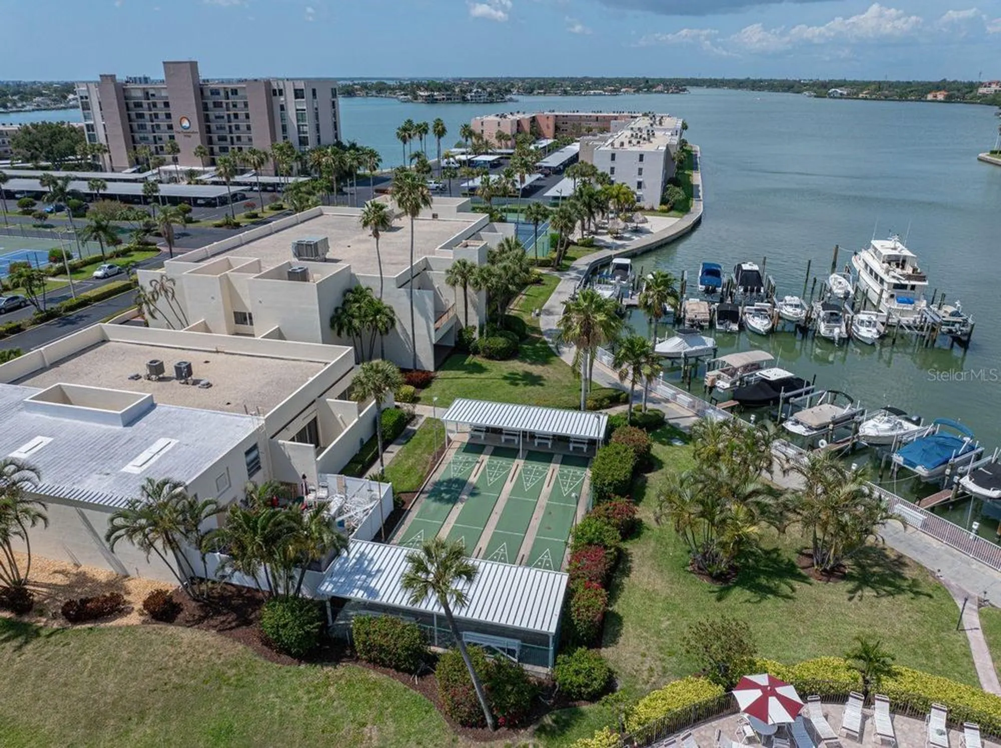 Property Slideshow image 66 of 80 | 7600 sun island dr 703, South Pasadena, FL, 33707
