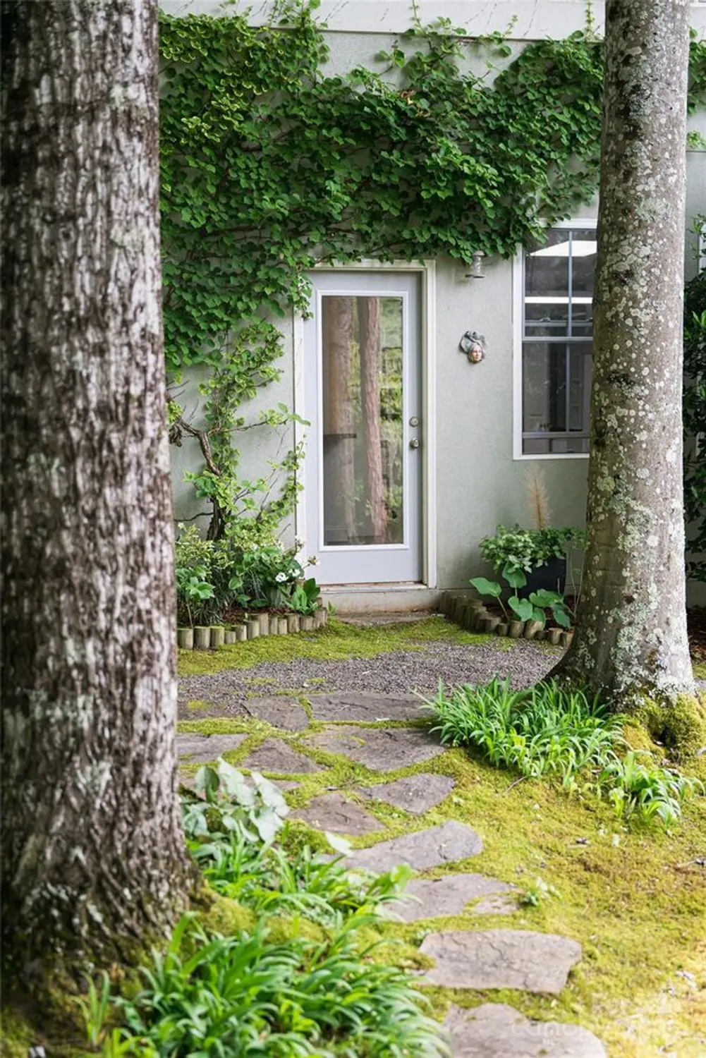 Property Slideshow image 40 of 46 | 7 white palmer ct, Biltmore Lake, NC, 28715