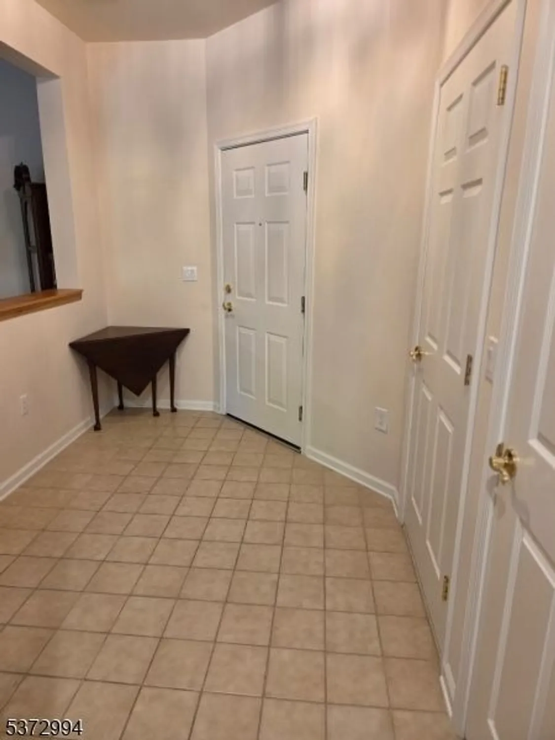 Property Slideshow image 3 of 18 | 1008 brookfield glen dr # 8, Belvidere, NJ, 07823