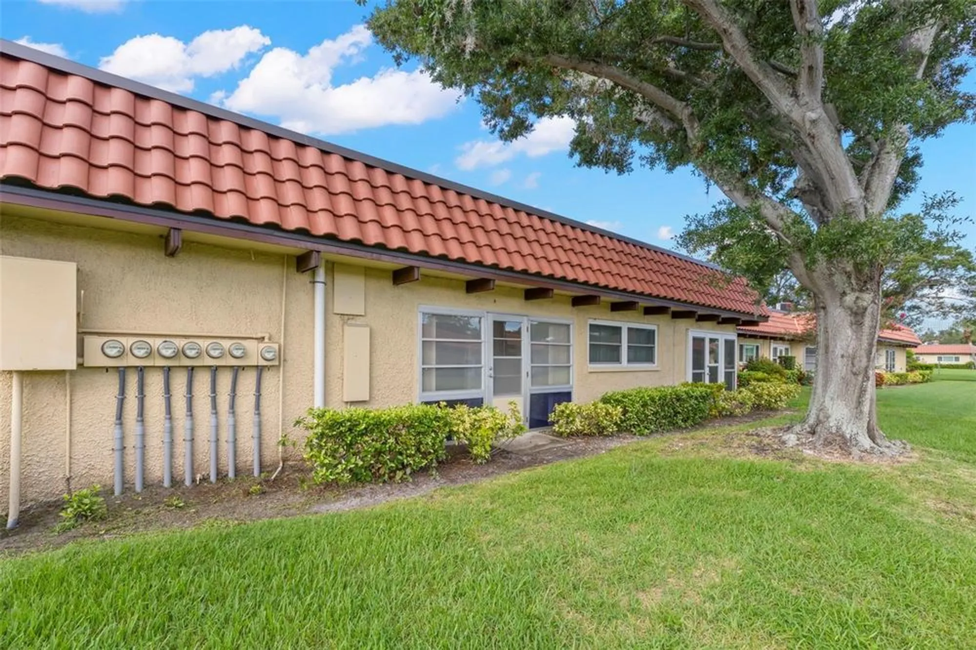 Property Slideshow image 16 of 39 | 1701 pinehurst rd 10f, Dunedin, FL, 34698