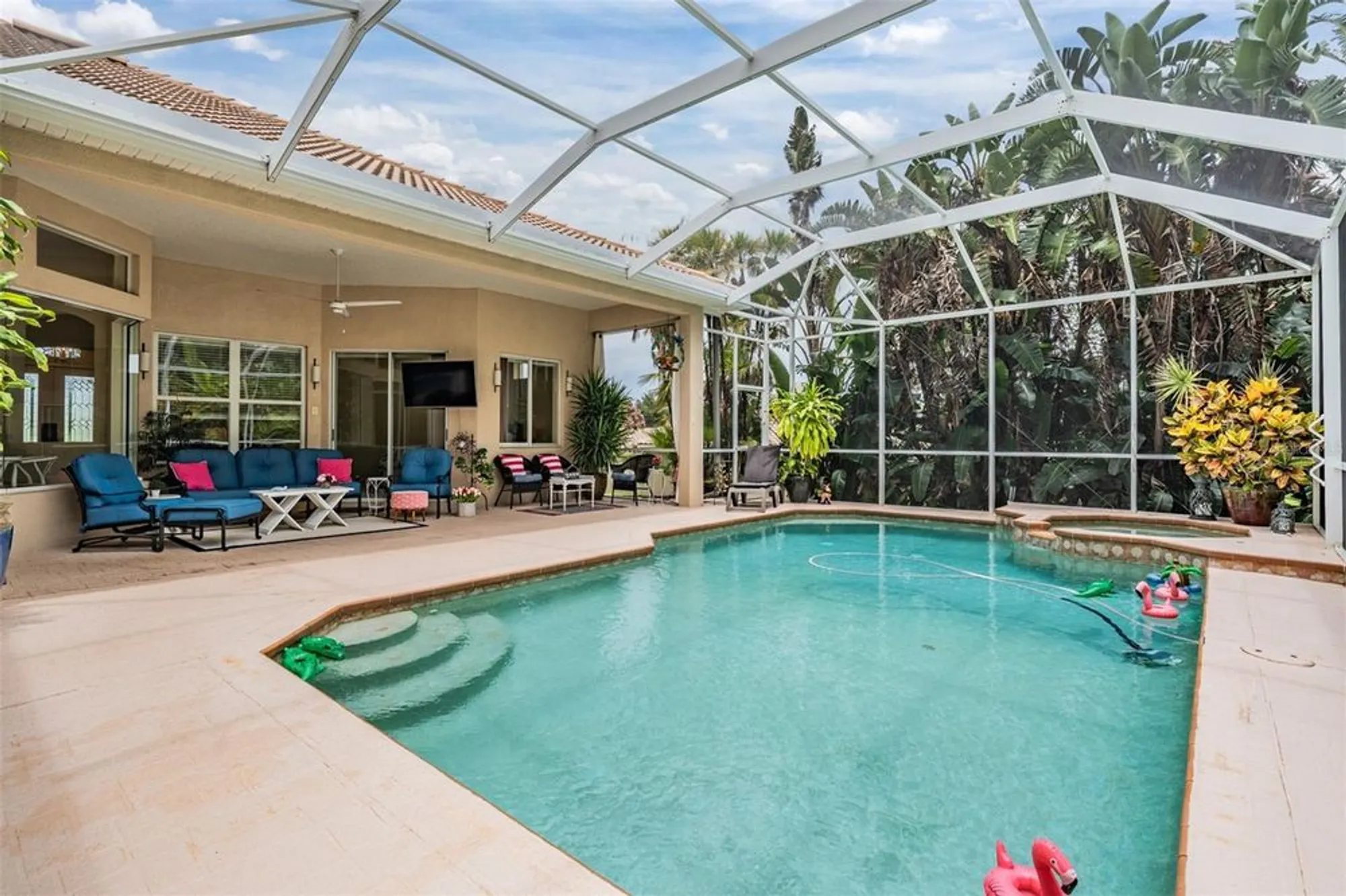 Property Slideshow image 5 of 50 | 13816 thoroughbred dr, Dade City, FL, 33525