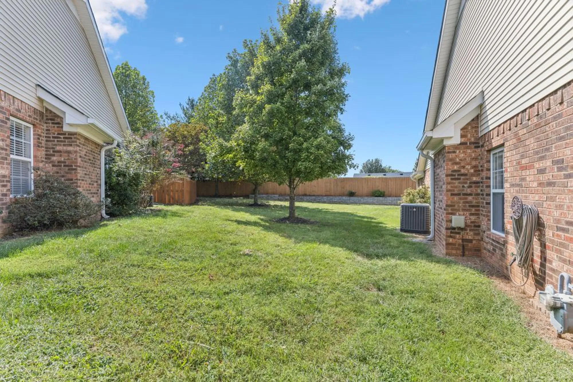 Property Slideshow image 37 of 44 | 644 village green cir, Murfreesboro, TN, 37128