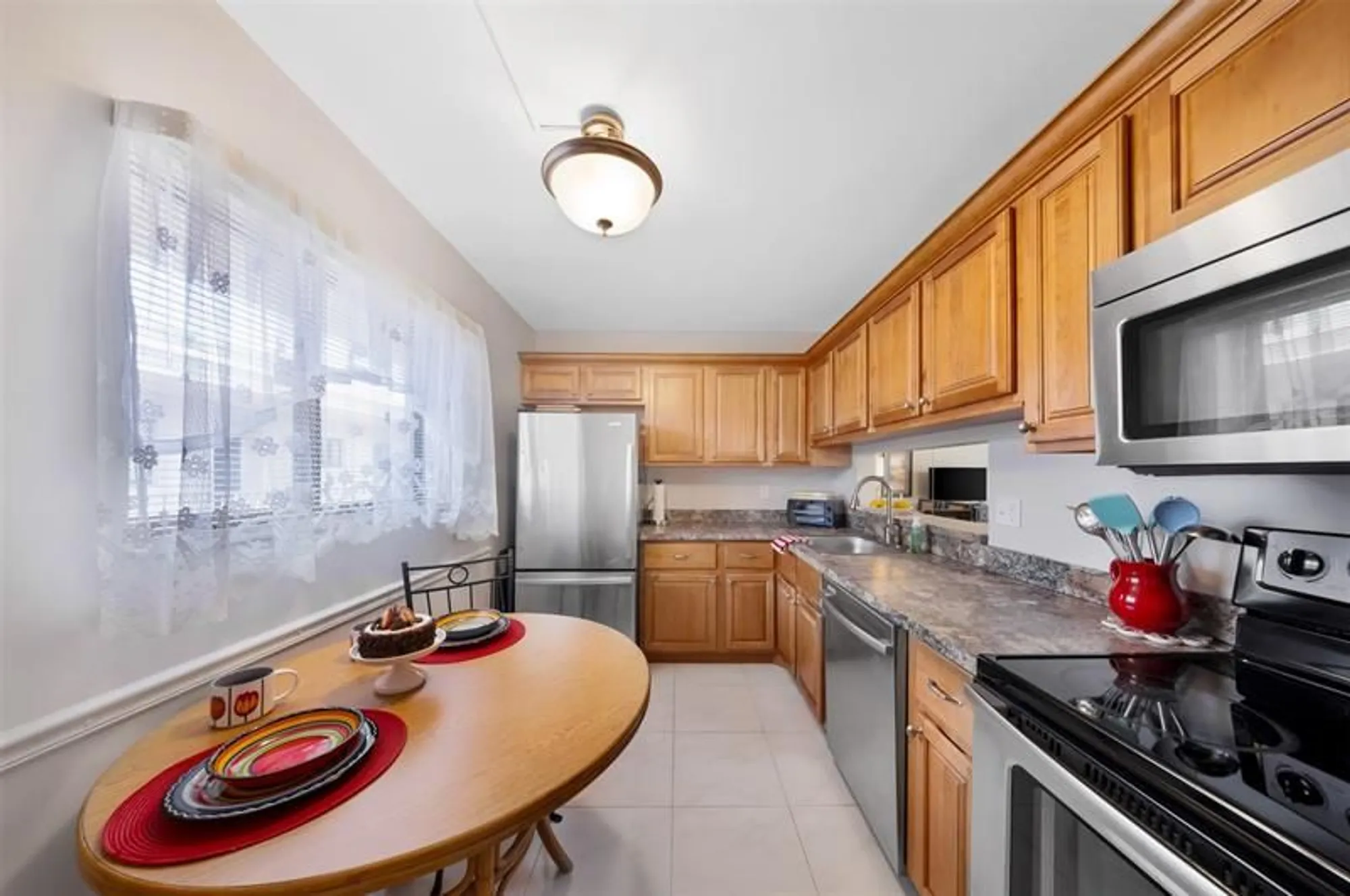 Property Slideshow image 5 of 24 | 5250 las verdes cir apt 317, Delray Beach, FL, 33484