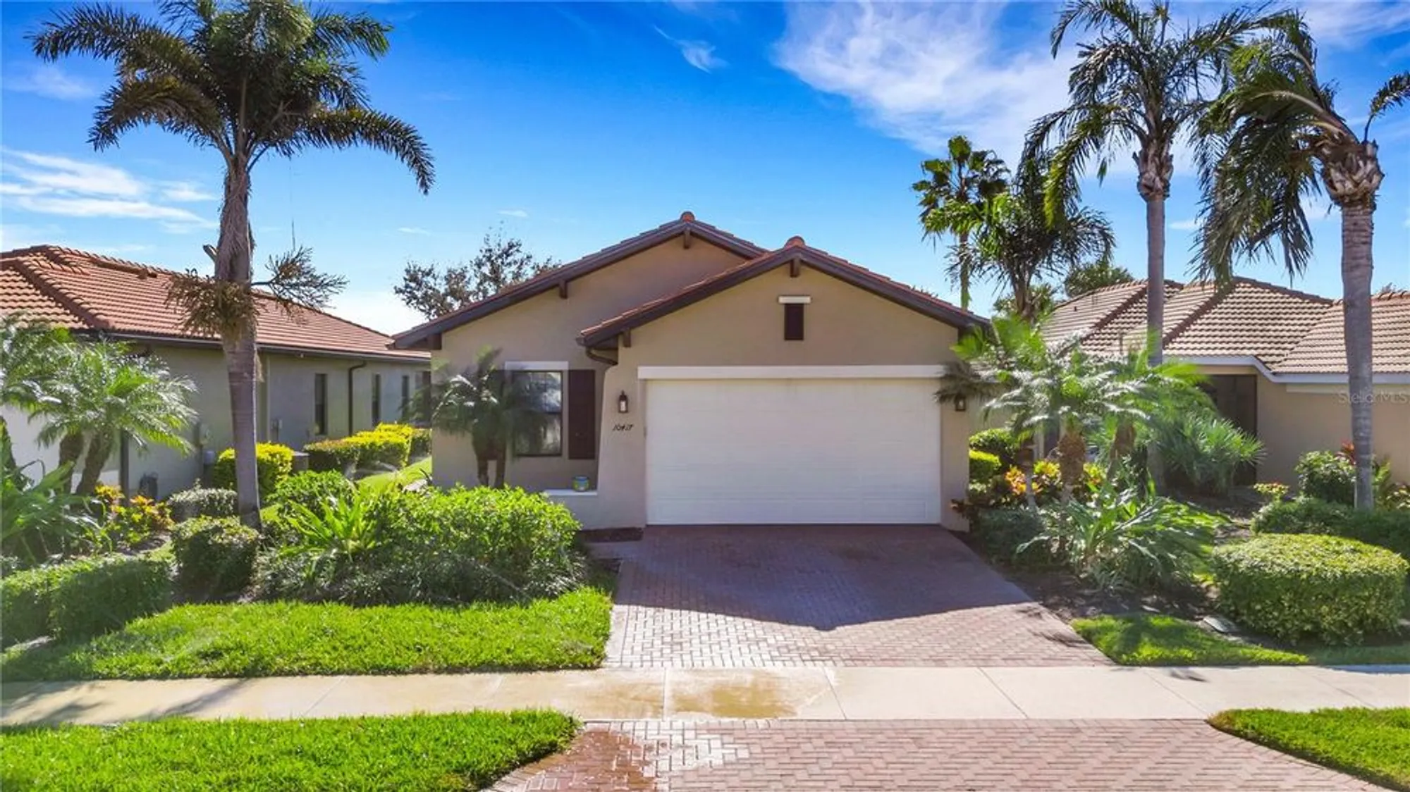 Property Slideshow image 3 of 69 | 10417 crooked creek dr, Venice, FL, 34293
