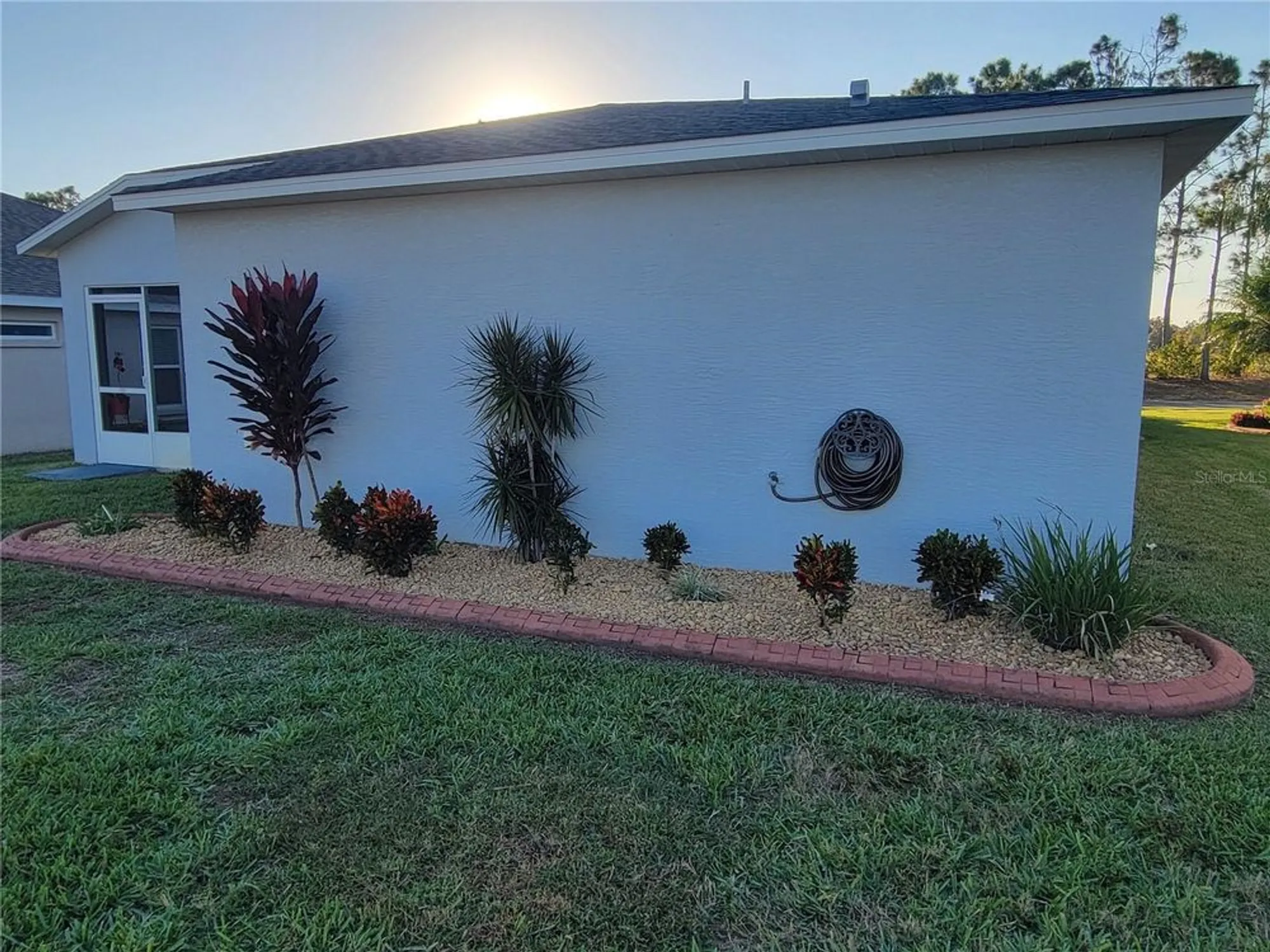 Property Slideshow image 15 of 55 | 27343 roanoke dr, Leesburg, FL, 34748