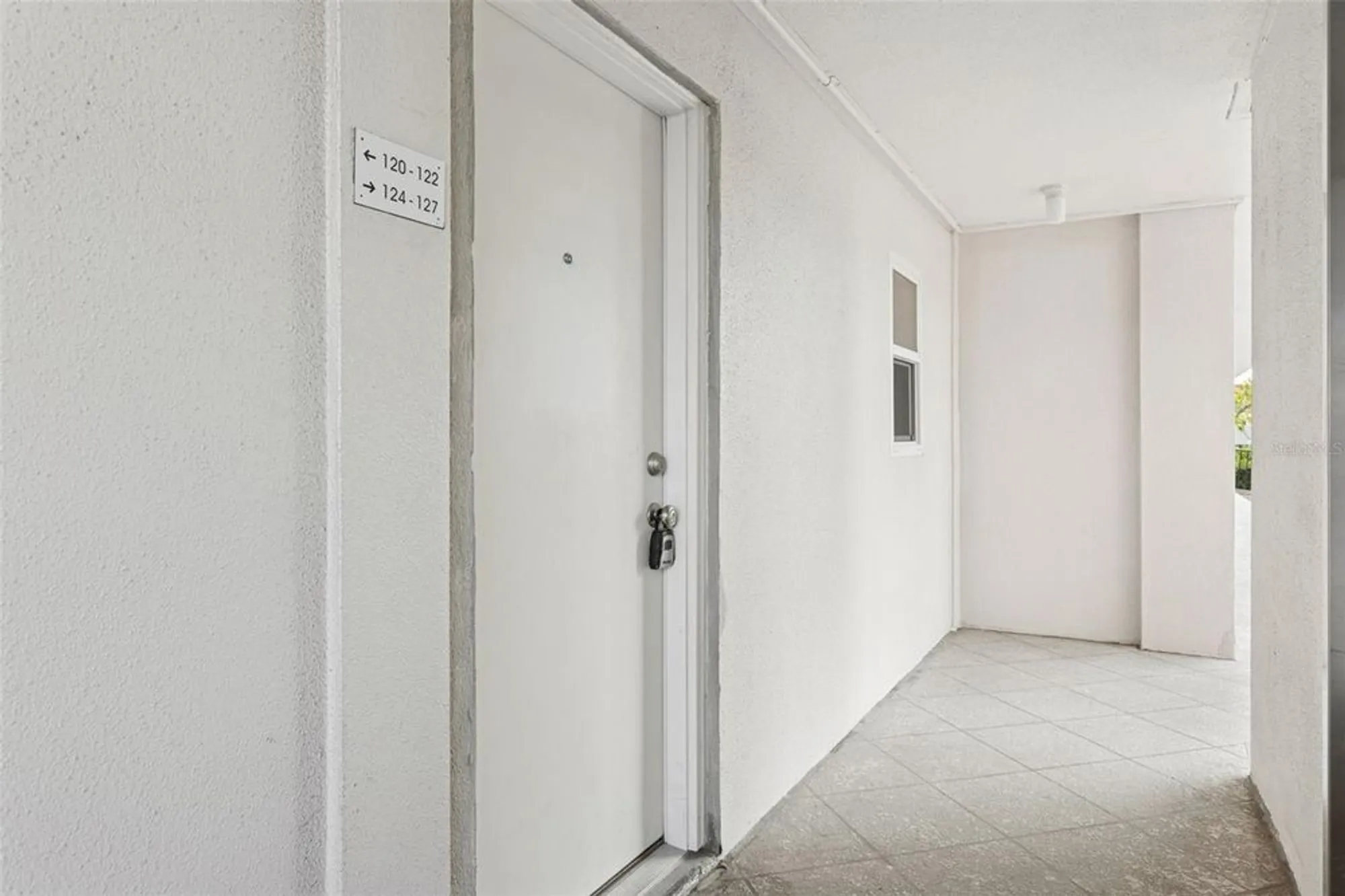 Property Slideshow image 3 of 25 | 7405 bay island dr 123, South Pasadena, FL, 33707