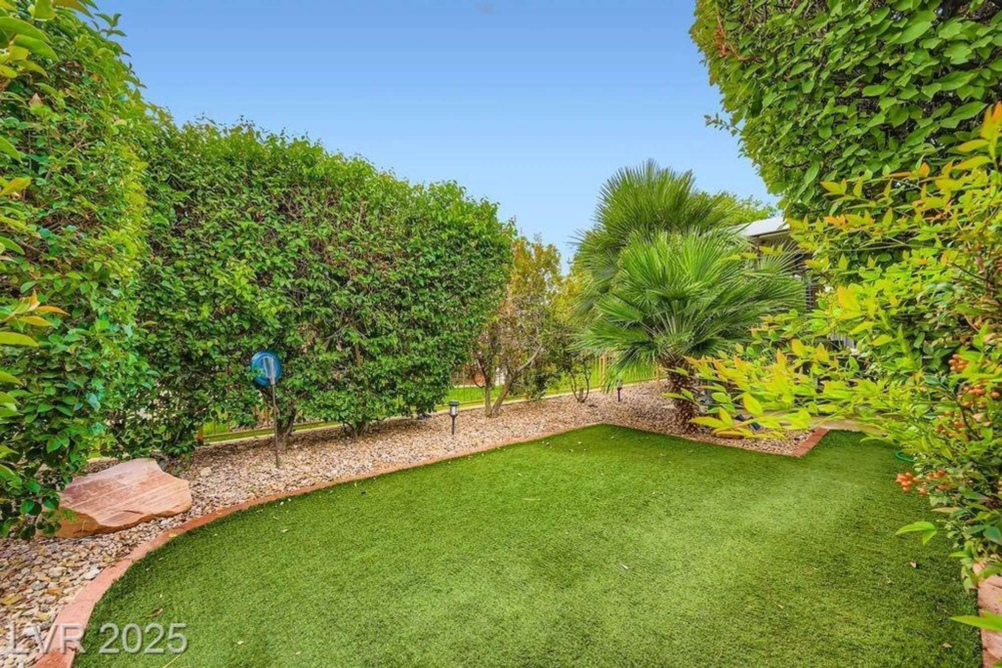 Property Slideshow image 24 of 28 | 5320 rim view ln, Las Vegas, NV, 89130