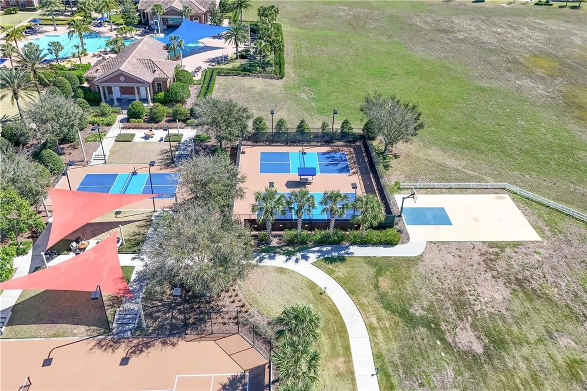 Property Slideshow image 41 of 45 | 112 flame vine way, Groveland, FL, 34736