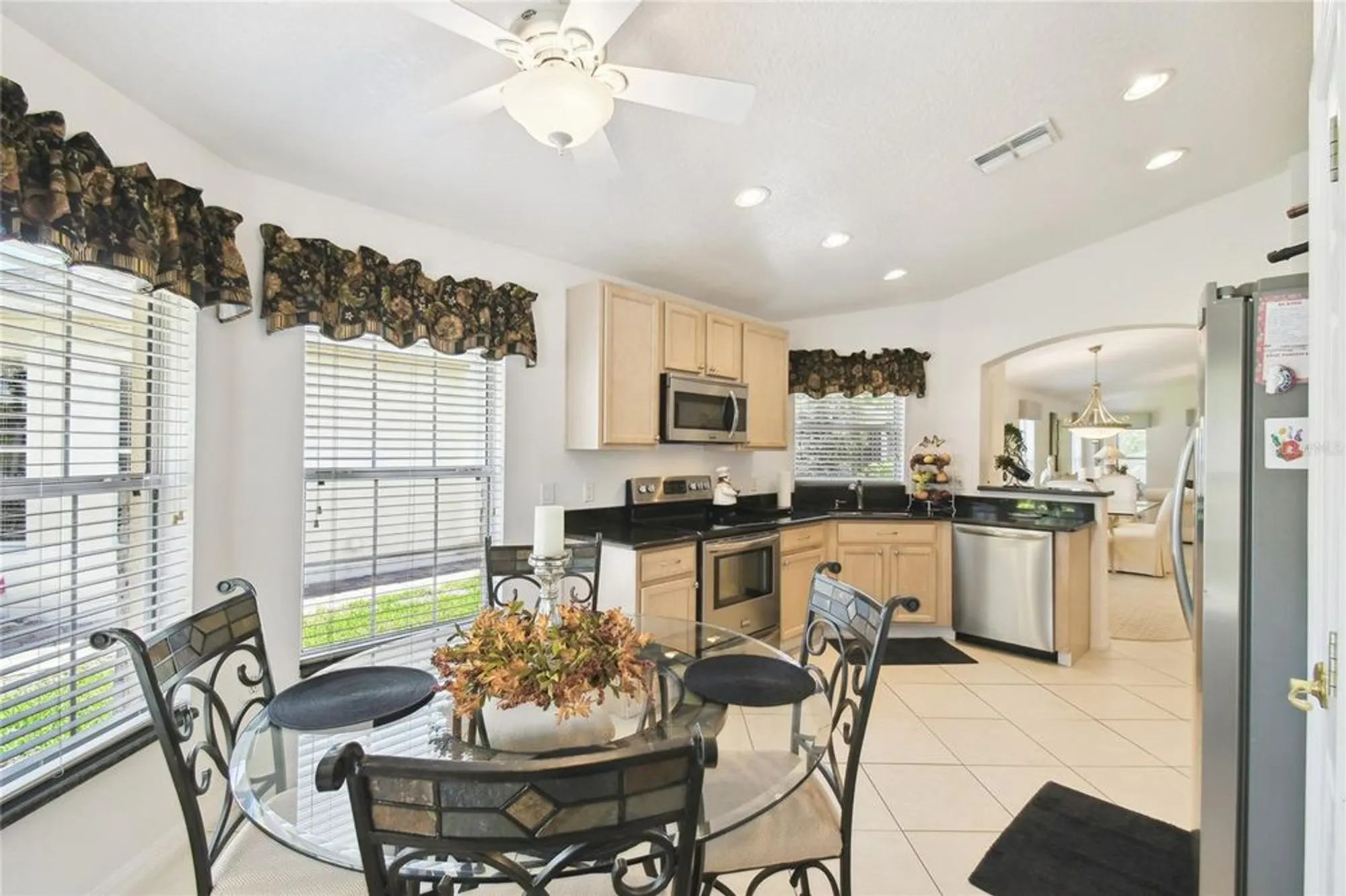 Property Slideshow image 15 of 59 | 560 grand canal dr, Kissimmee, FL, 34759