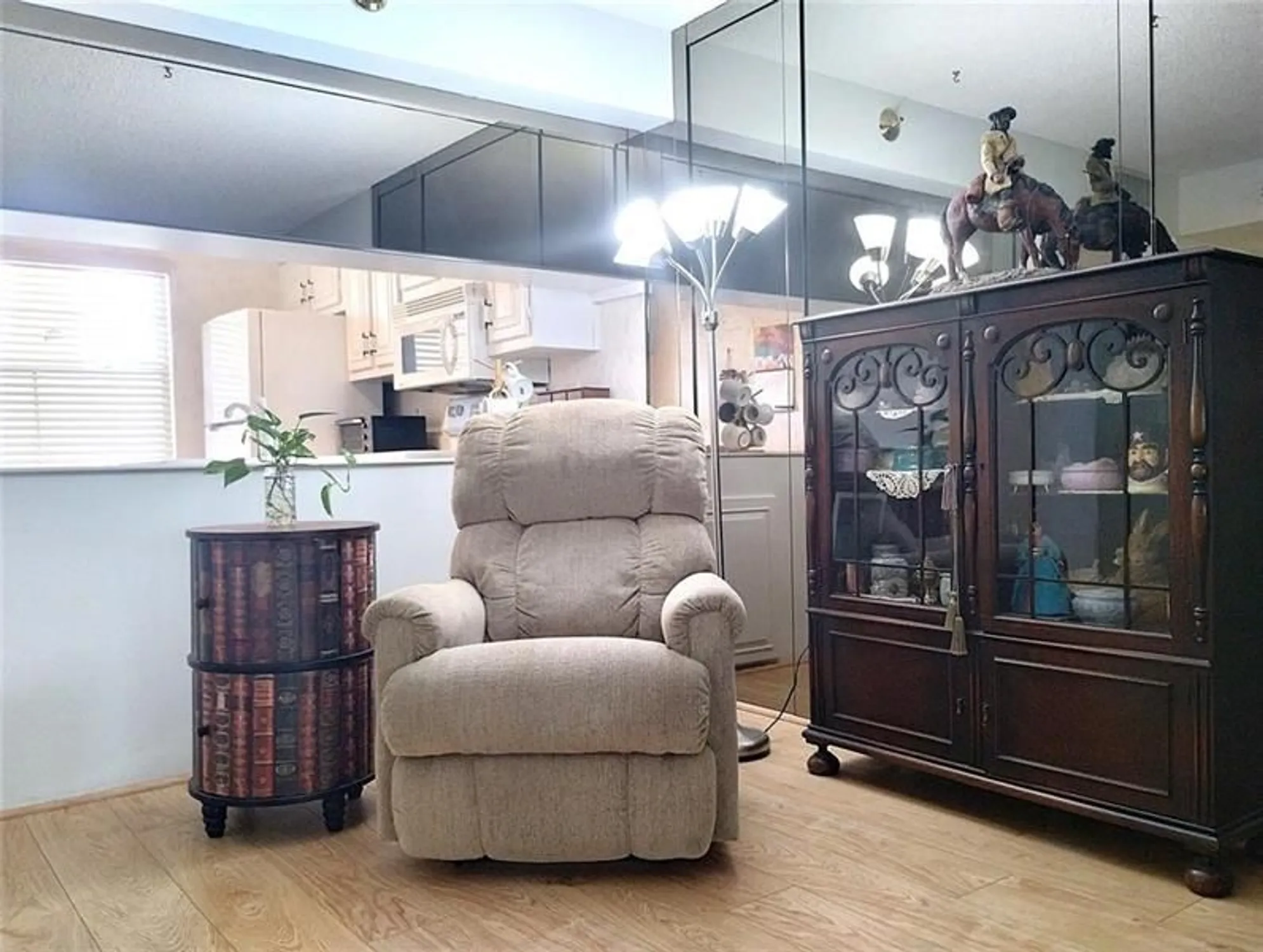 Property Slideshow image 13 of 56 | 2601 nassau bnd e1, Coconut Creek, FL, 33066