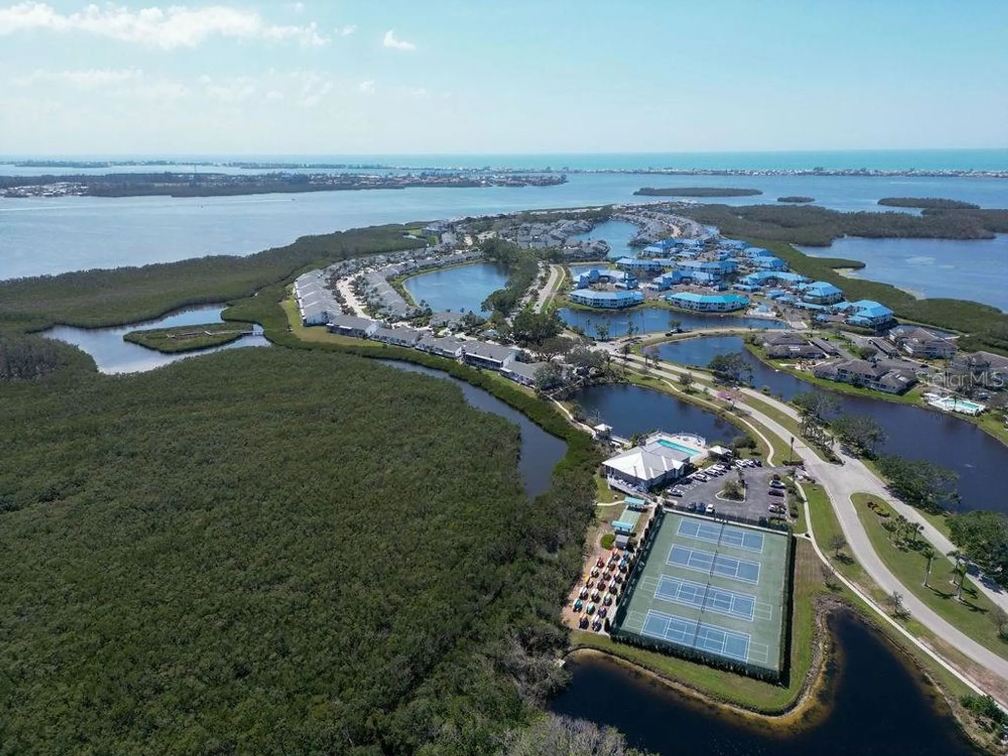 Property Slideshow image 54 of 54 | 983 sandpiper cir, Bradenton, FL, 34209