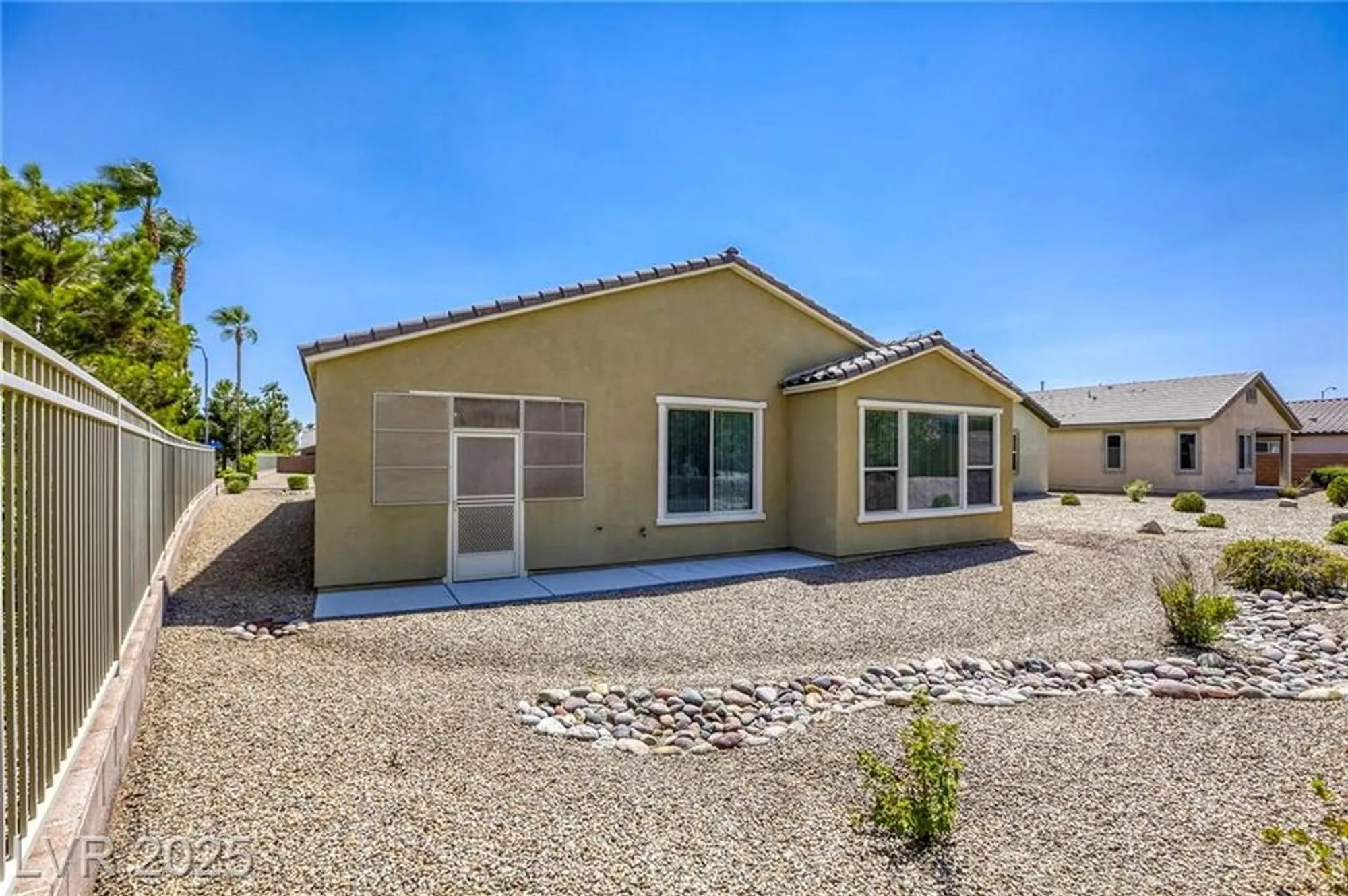 Property Slideshow image 43 of 68 | 3728 garnet heights ave, North Las Vegas, NV, 89081