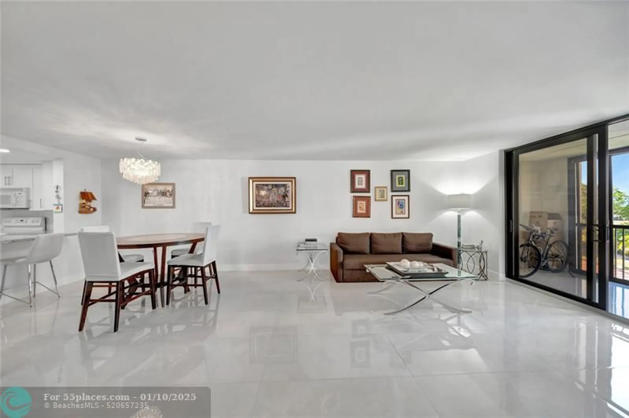 Property Slideshow image 18 of 67 | 3521 environ blvd b410, Lauderhill, FL, 33319