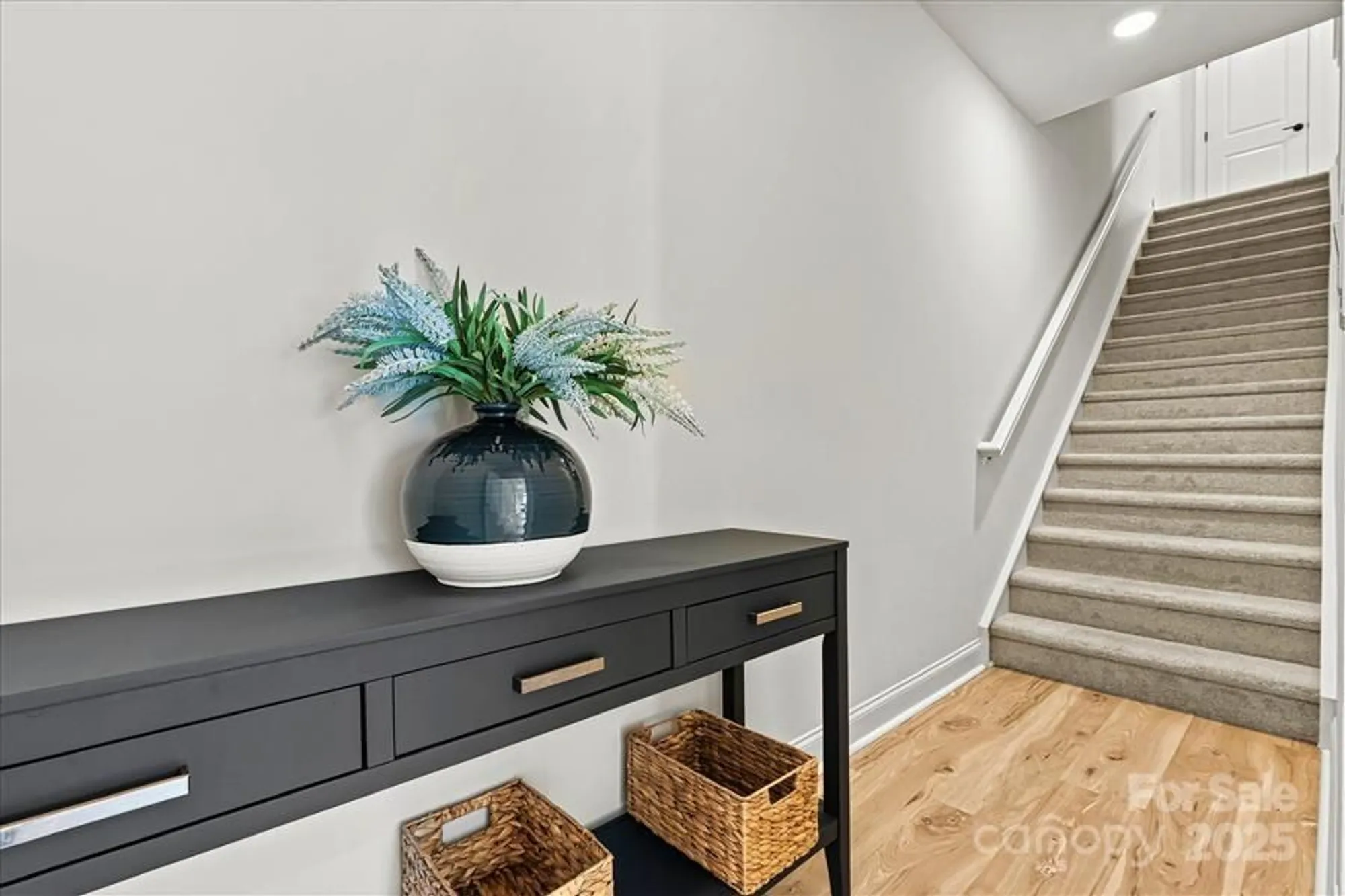 Property Slideshow image 25 of 34 | 114 alenda lux cir # 3, Mooresville, NC, 28115