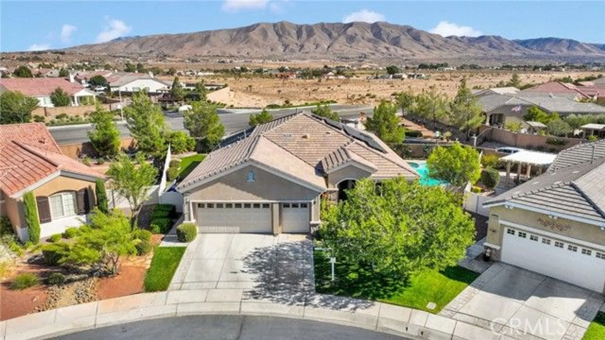 Property Slideshow image 27 of 33 | 10215 wascana ln, Apple Valley, CA, 92308