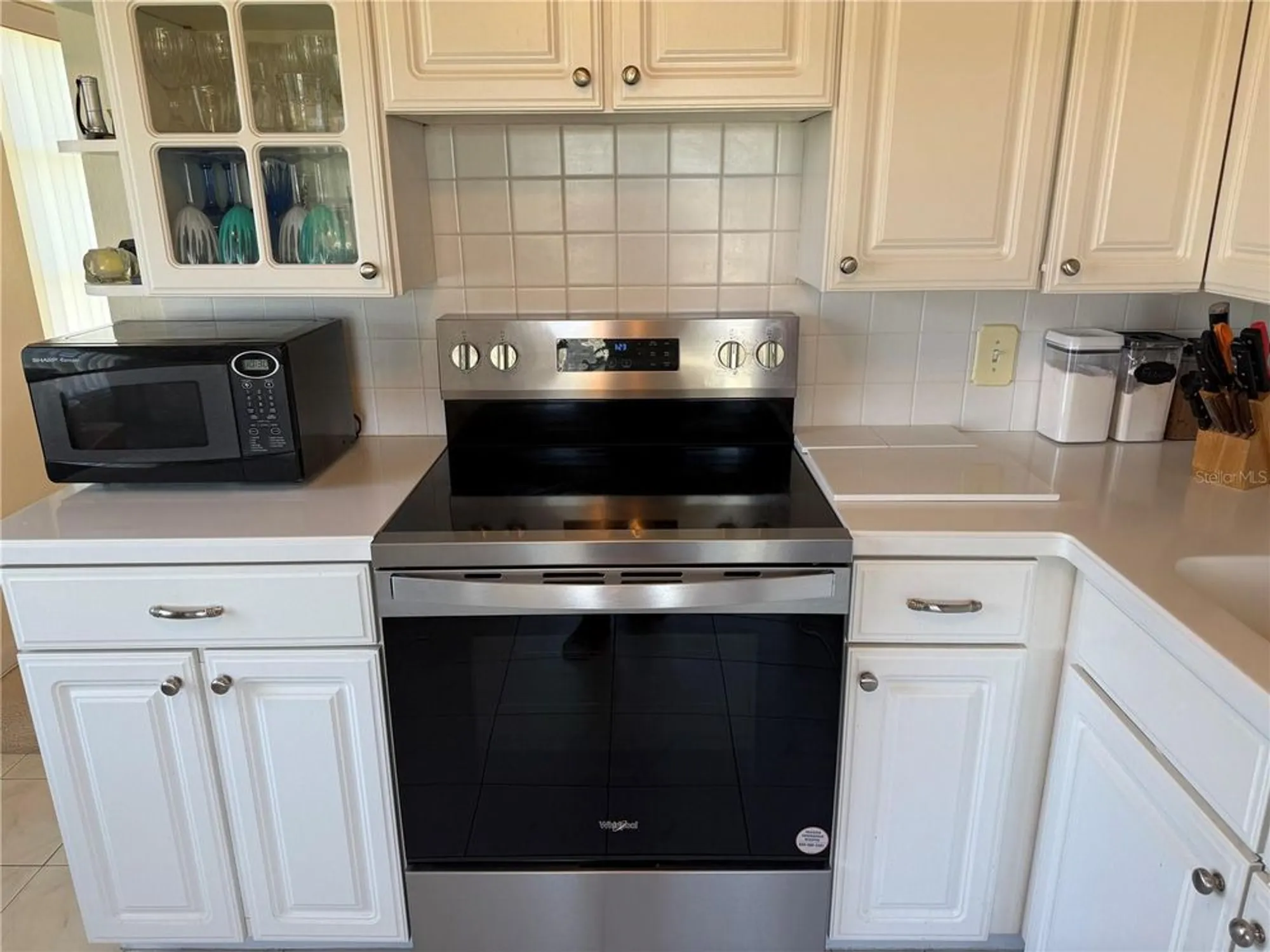 Property Slideshow image 31 of 43 | 2428 columbia dr 72, Clearwater, FL, 33763