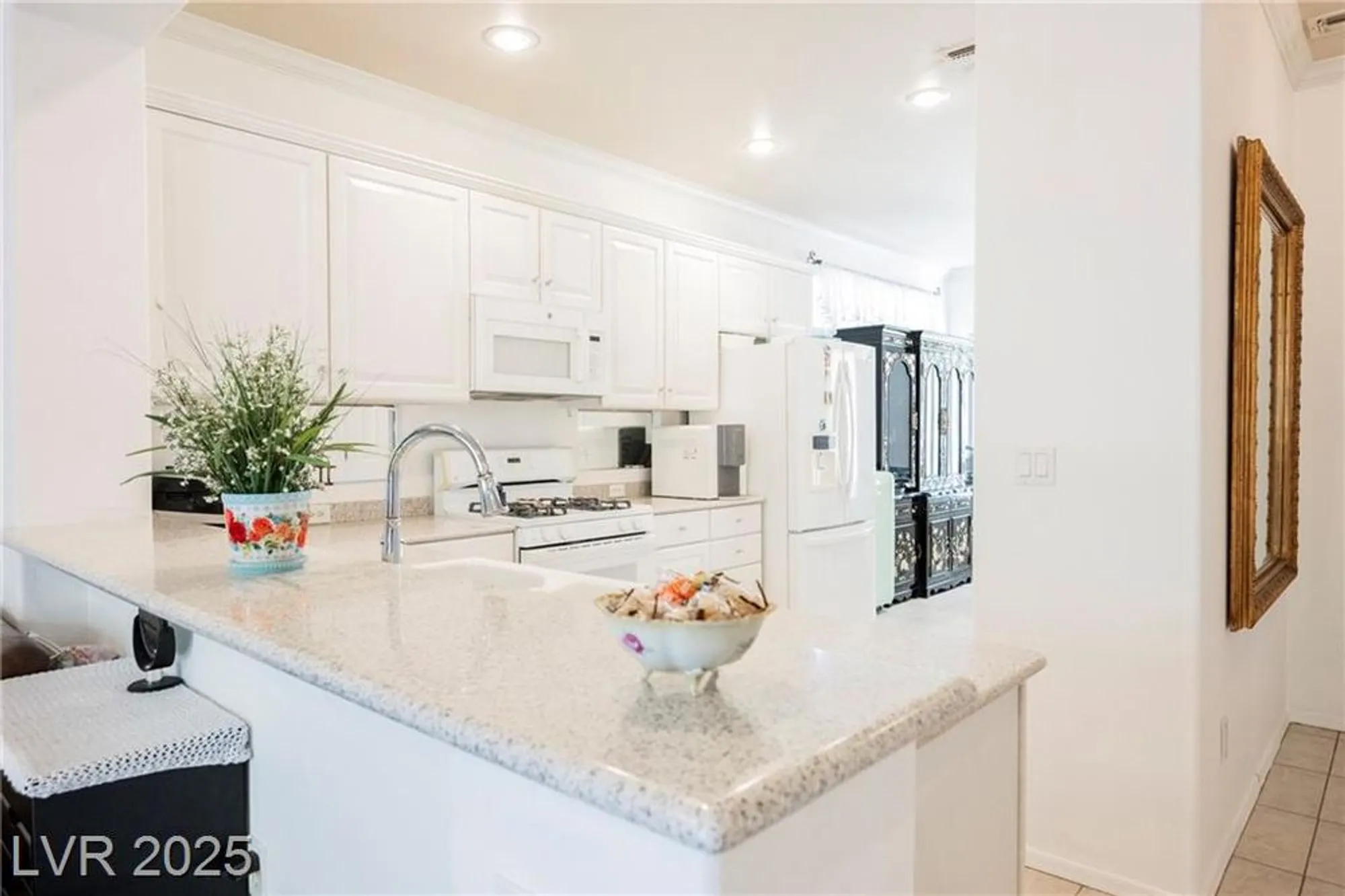 Property Slideshow image 4 of 50 | 1818 eagle mesa ave, Henderson, NV, 89012