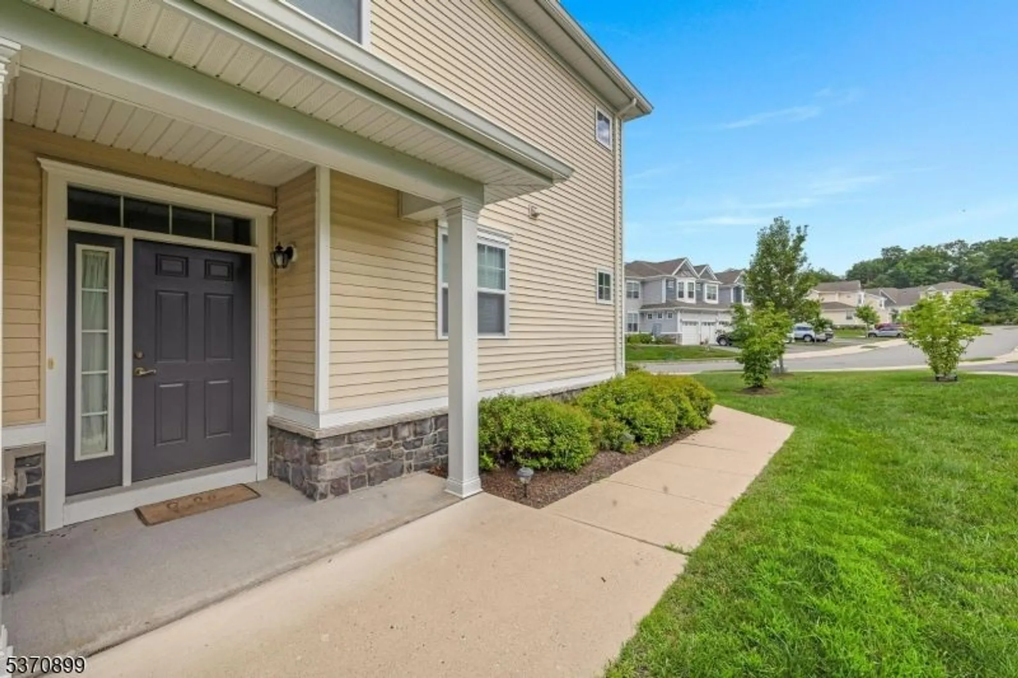 Property Slideshow image 7 of 50 | 24 lupine ln, Hackettstown, NJ, 07840