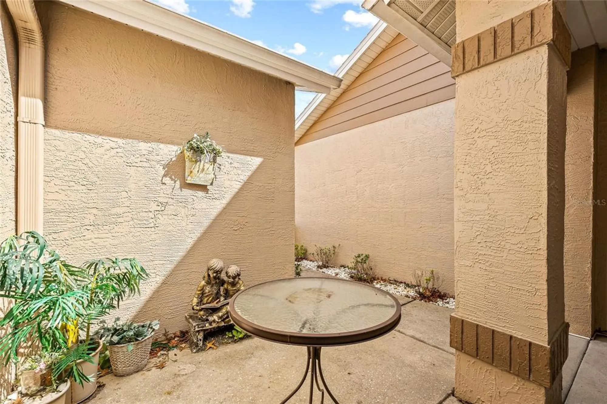 Property Slideshow image 34 of 49 | 7343 willow brook dr, Spring Hill, FL, 34606