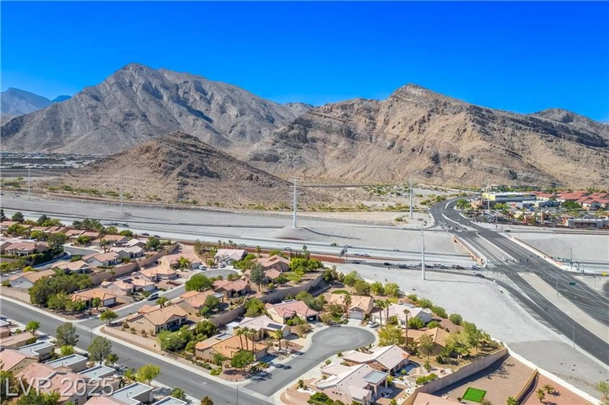 Property Slideshow image 34 of 74 | 10505 linden wood ct, Las Vegas, NV, 89134