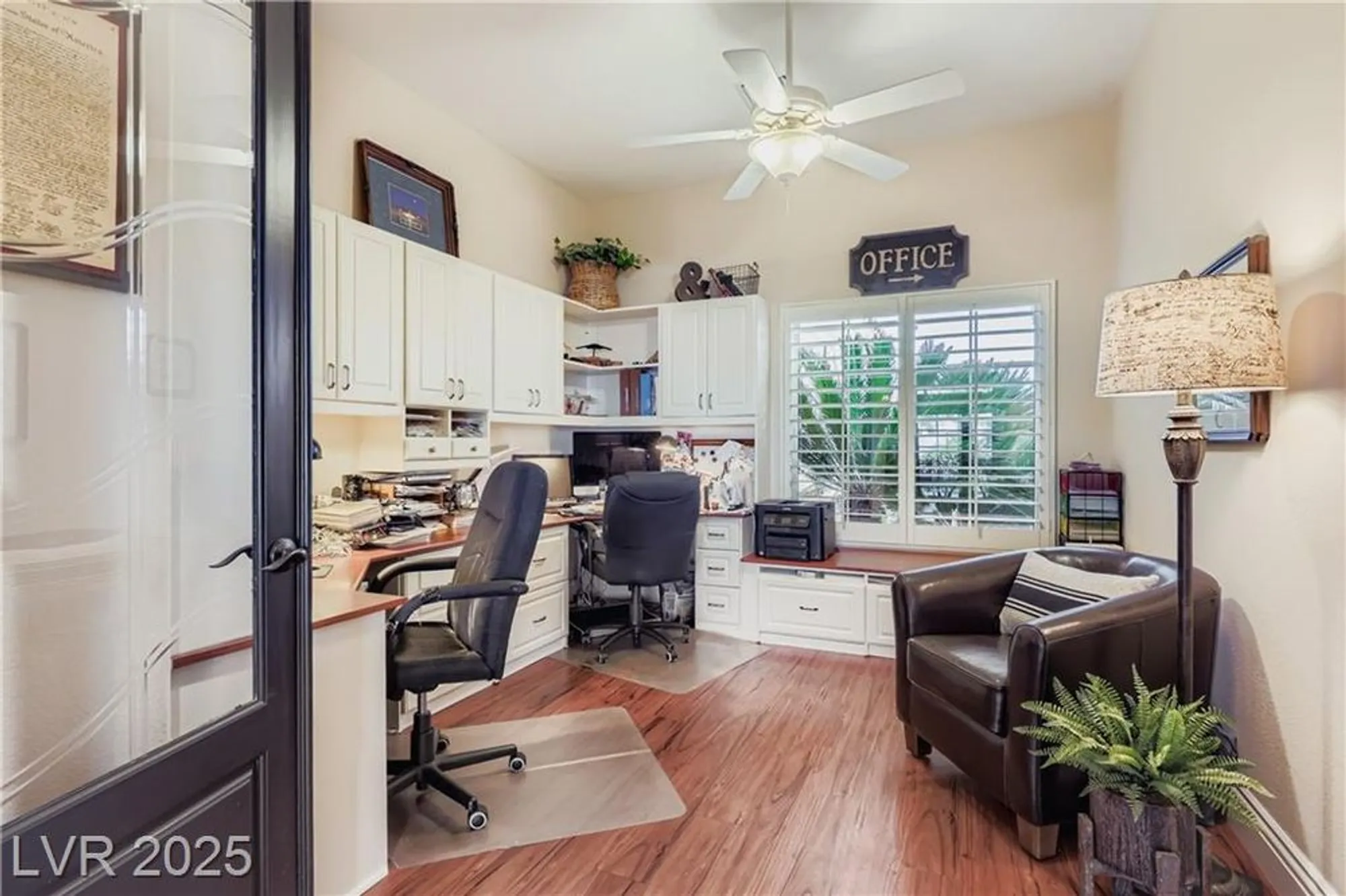 Property Slideshow image 15 of 35 | 2800 darby falls dr, Las Vegas, NV, 89134