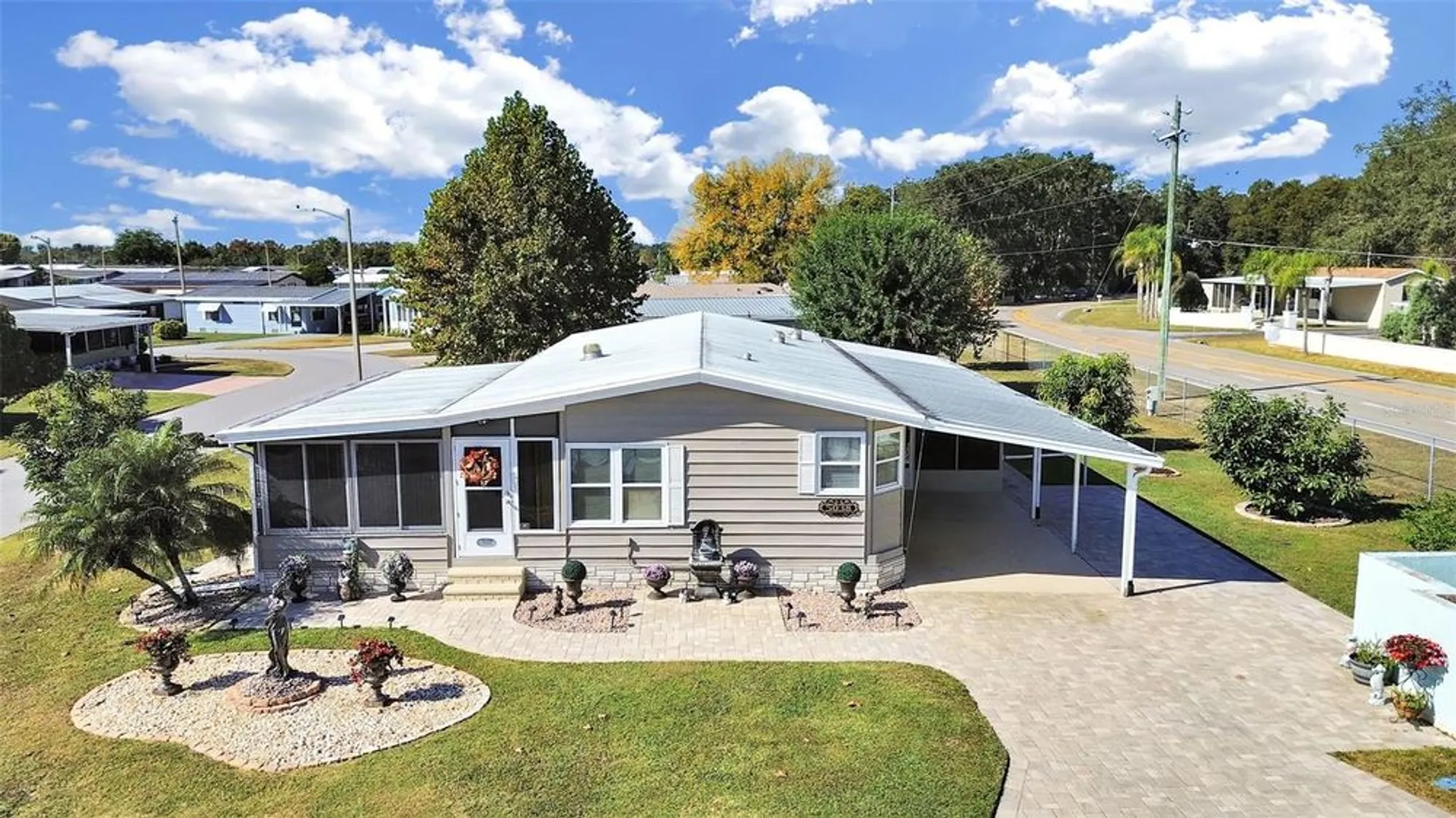 Property Slideshow image 1 of 40 | 5038 foxwood blvd, Lakeland, FL, 33810